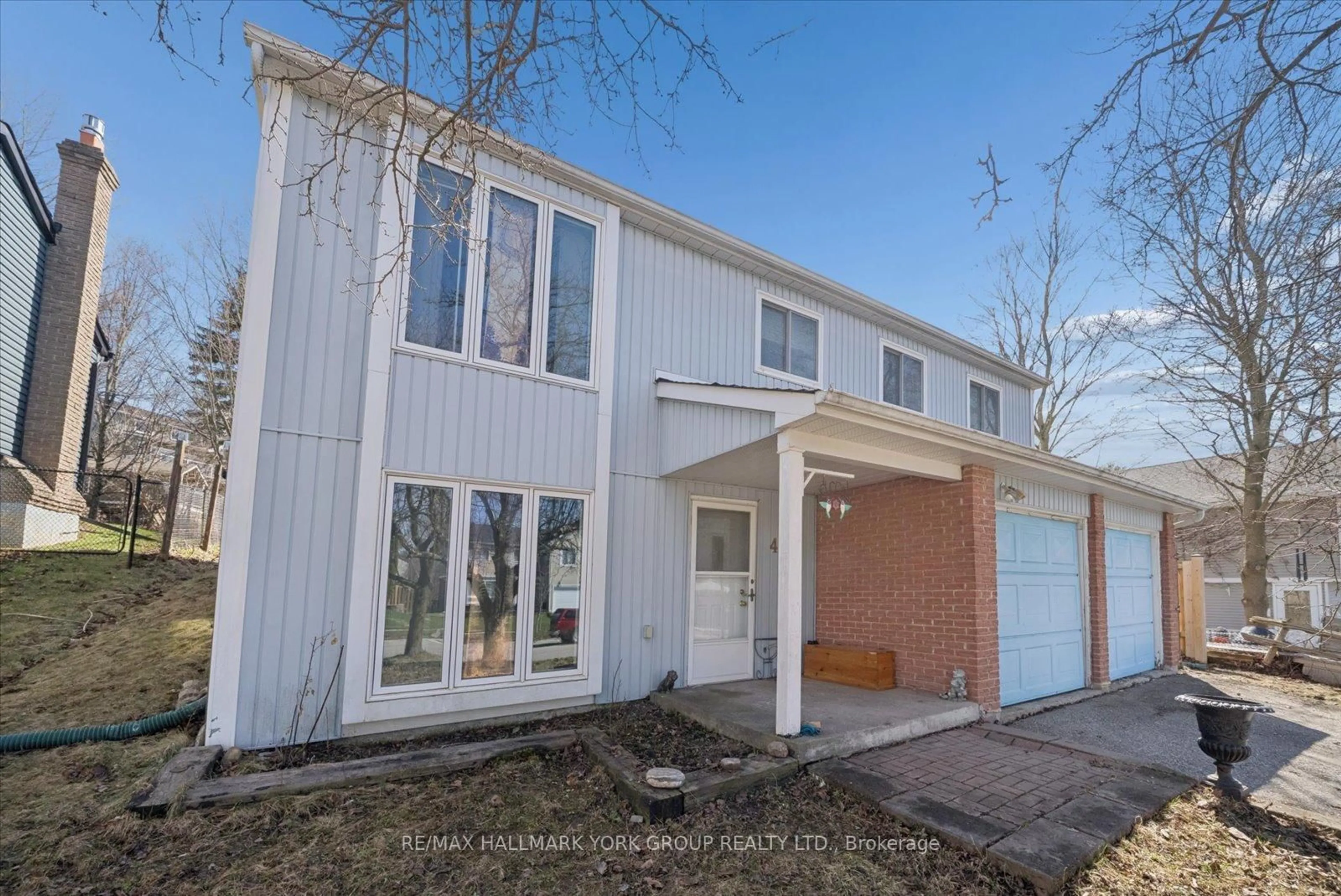Unknown for 47 Holland River Blvd, East Gwillimbury Ontario L9N 1C4