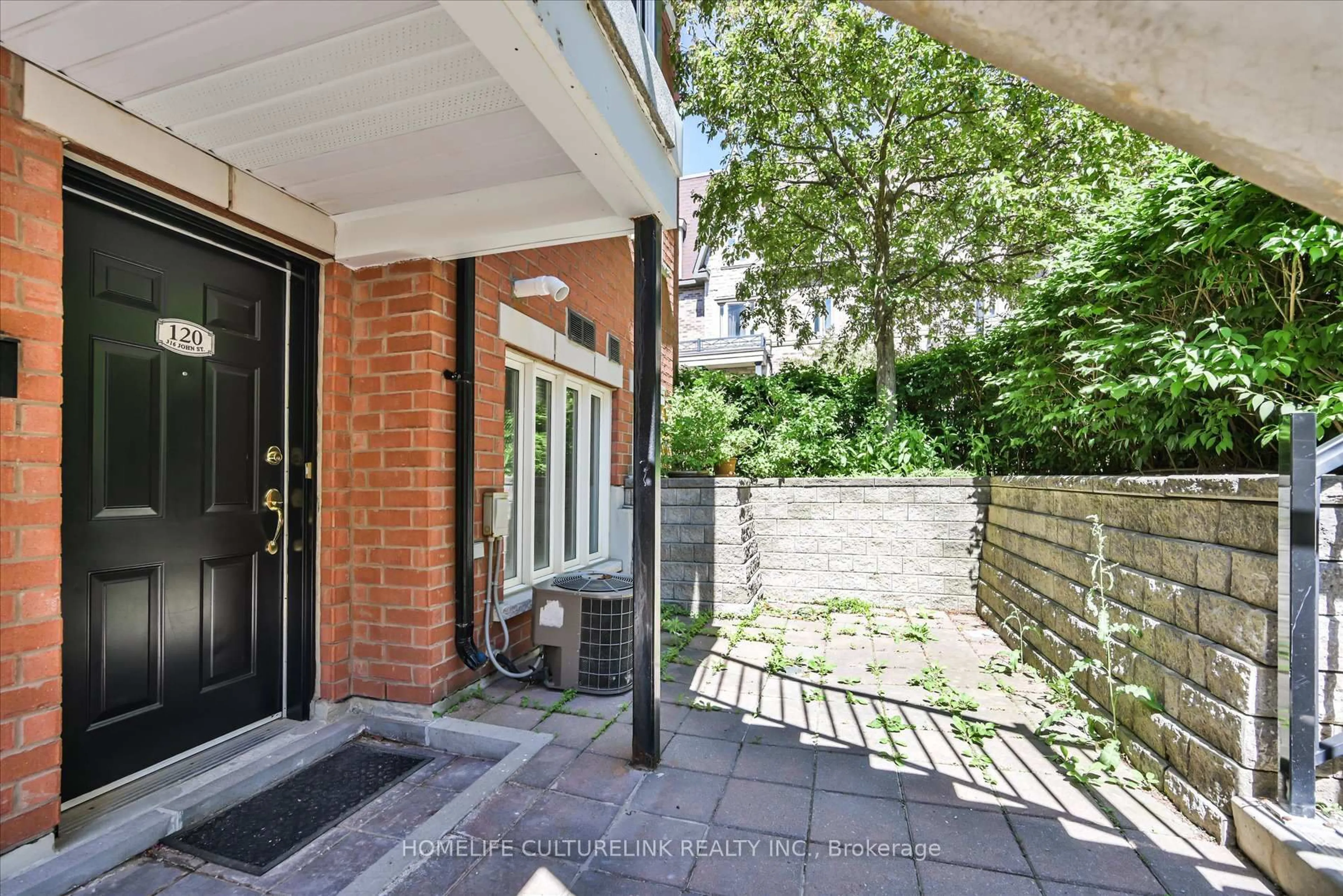 Unknown for 316 John St #120, Markham Ontario L3T 0A7