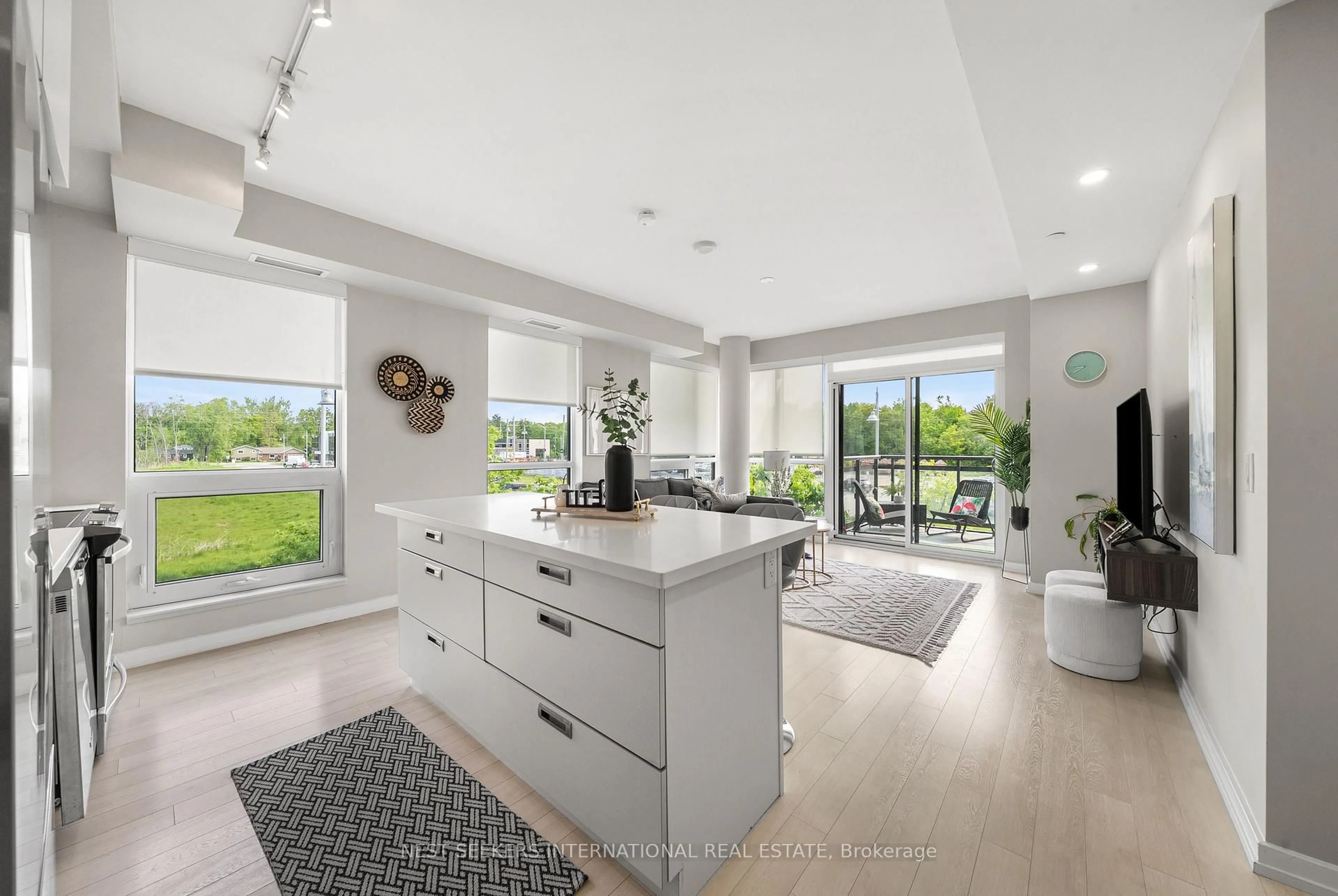 Open concept kitchen, unknown for 241 Sea Ray Ave #A213, Innisfil Ontario L9S 2P7