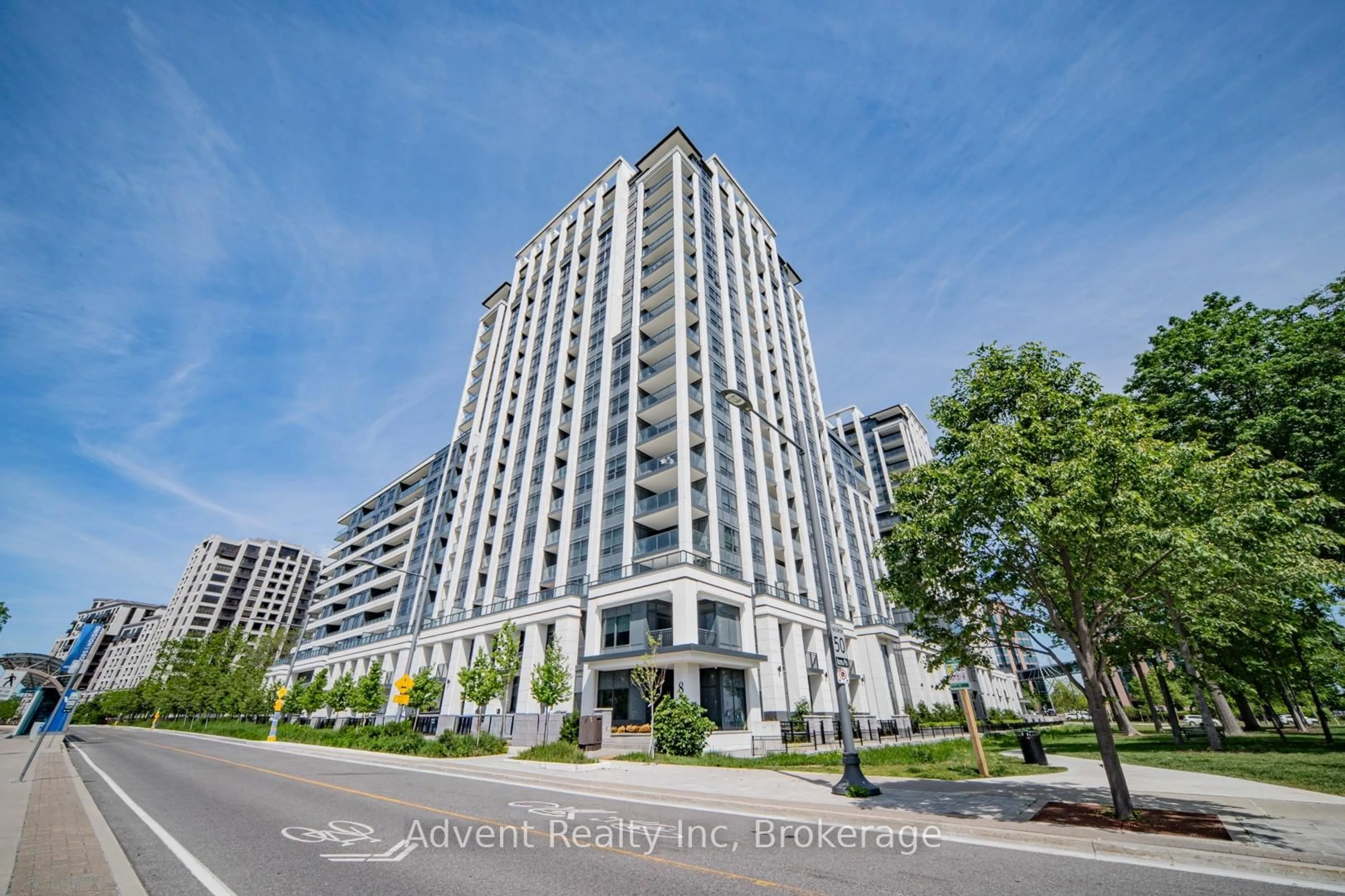 Unknown for 8 Cedarland Dr #PH01, Markham Ontario L6G 0H4