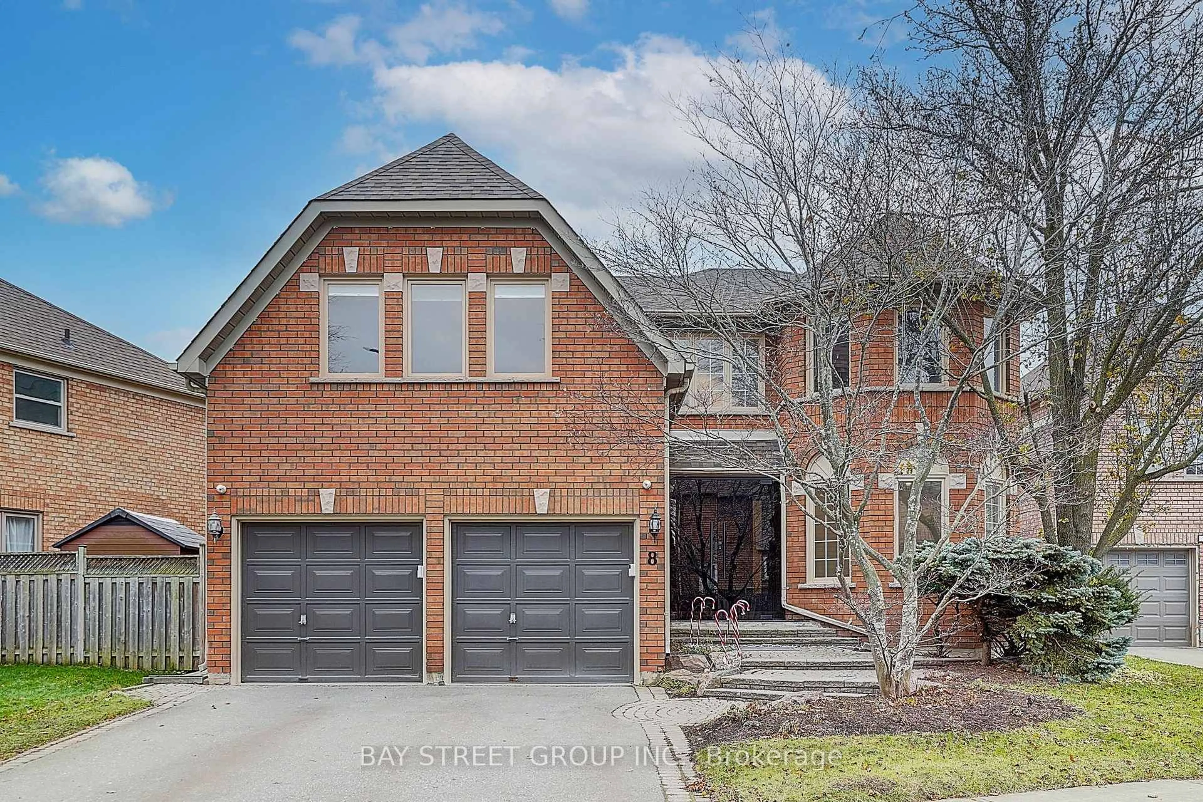 Home with brick exterior material, street for 8 Mooreland Crt, Markham Ontario L3P 7P8