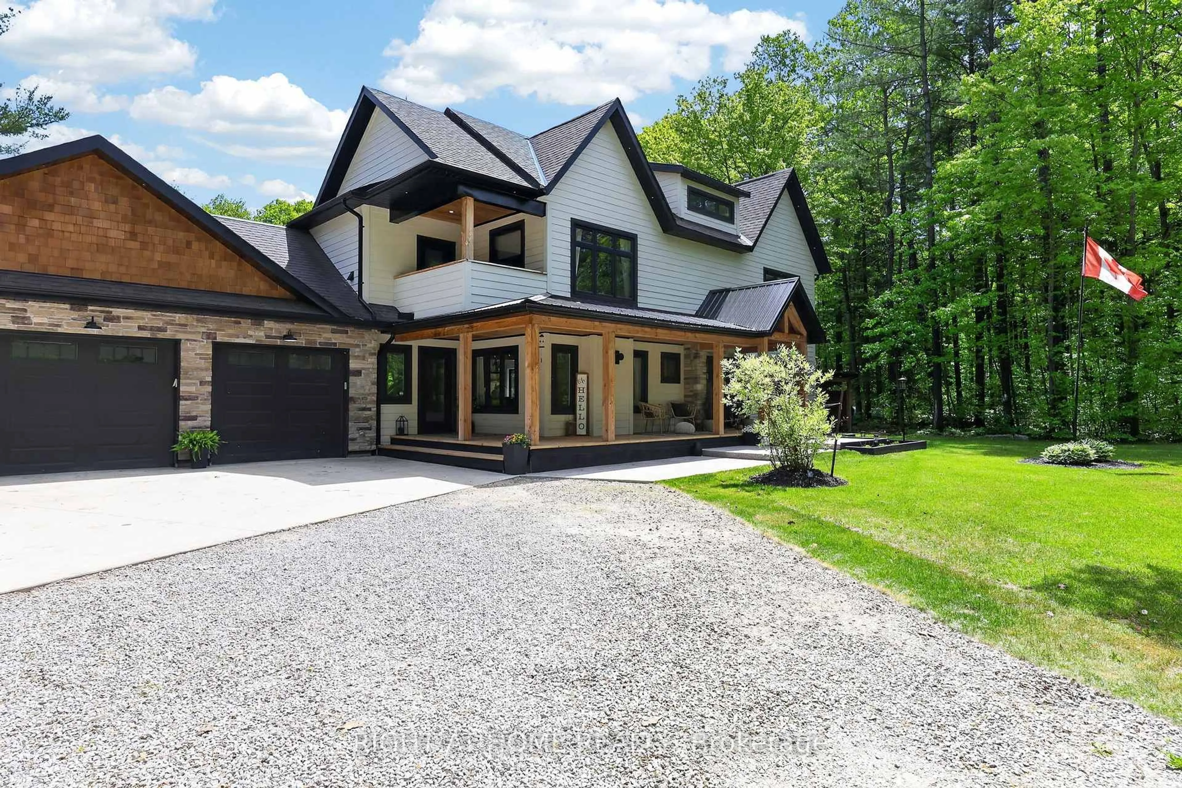 Home with brick exterior material, unknown for 16 Woodland Heights Dr, Adjala-Tosorontio Ontario L0M 1J0