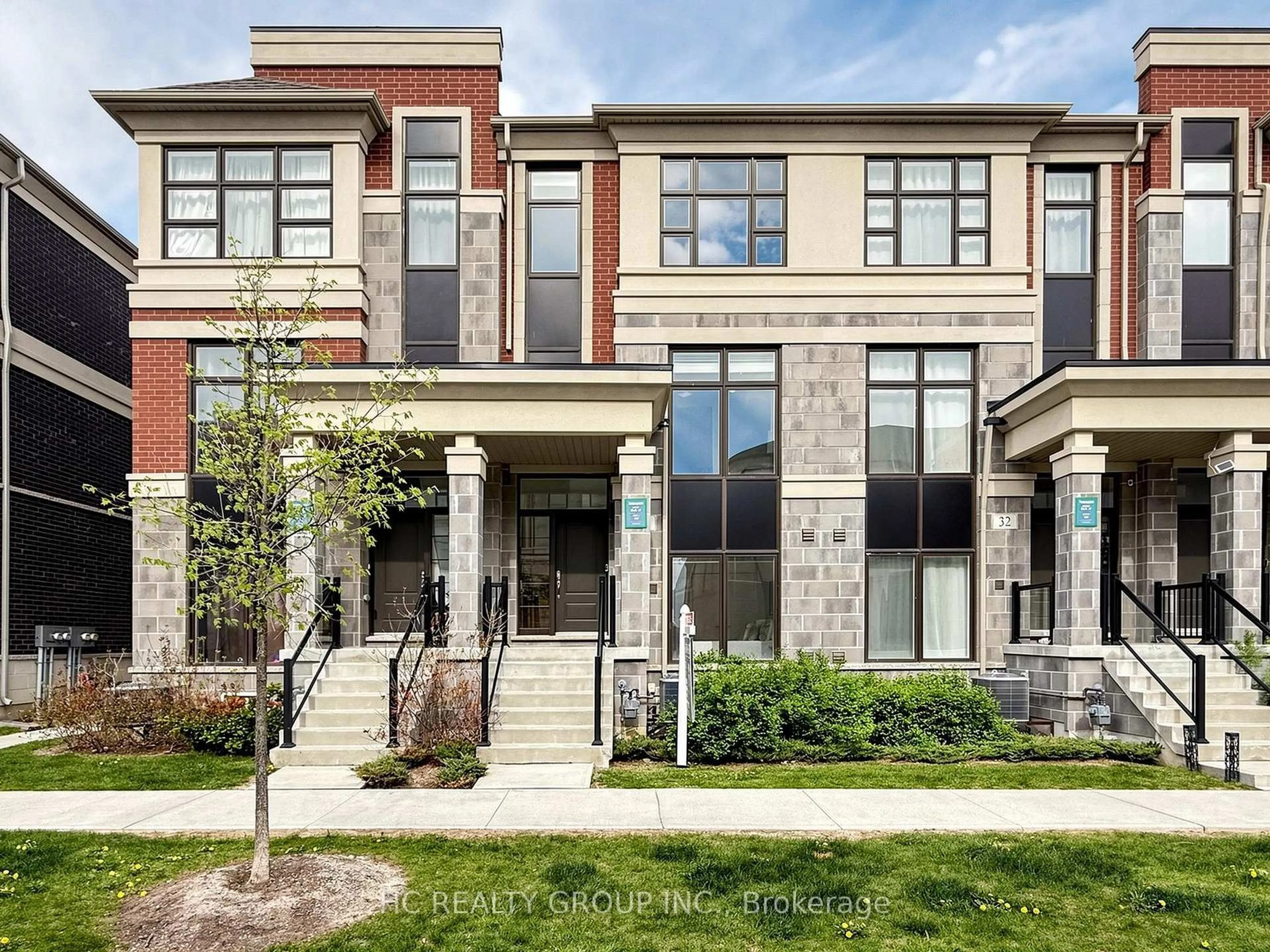 Home with brick exterior material, street for 34 Armillo Pl, Markham Ontario L6E 0V4