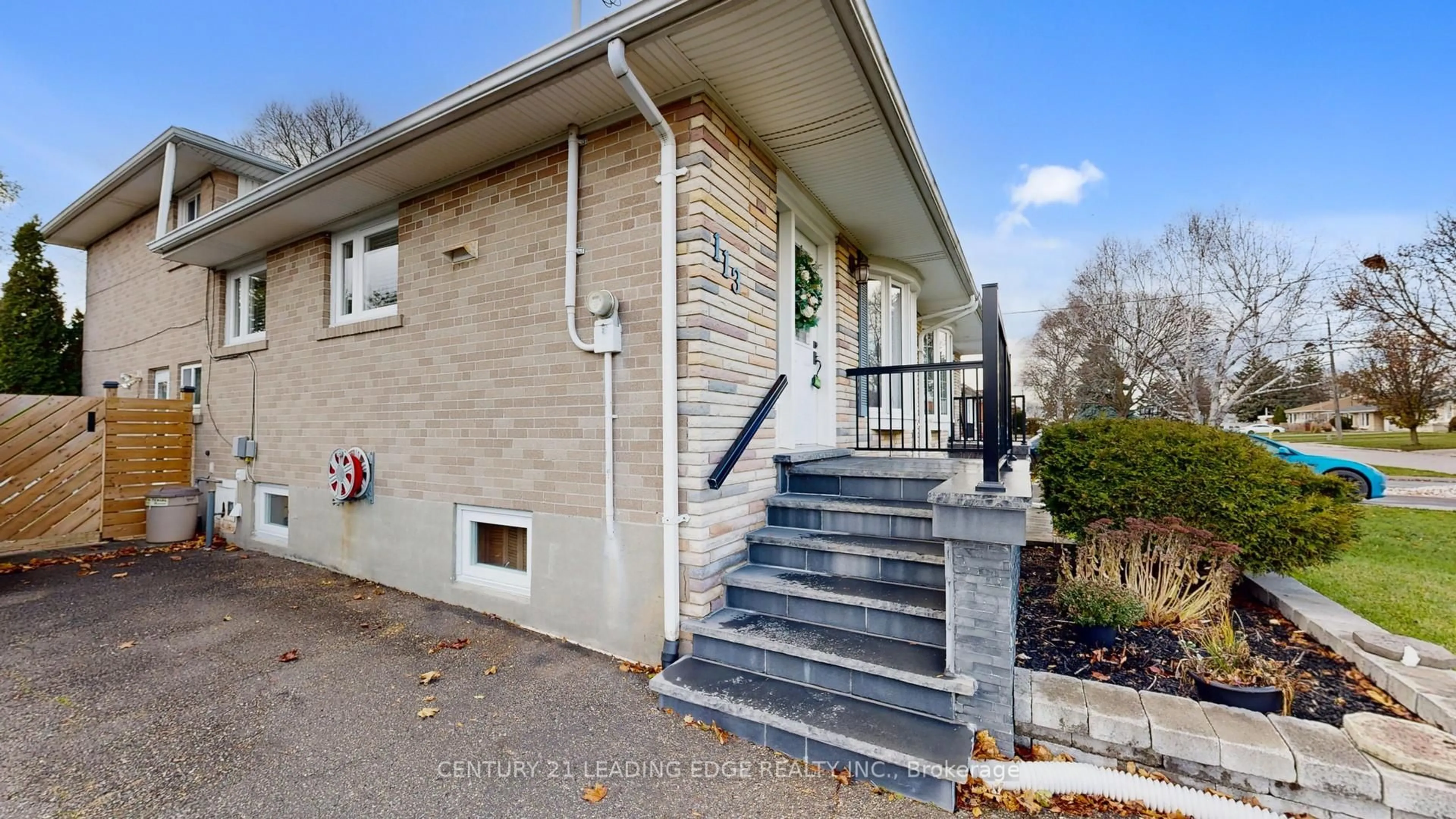 Home with brick exterior material, street for 113 Sherwood Forest Dr, Markham Ontario L3P 1P9