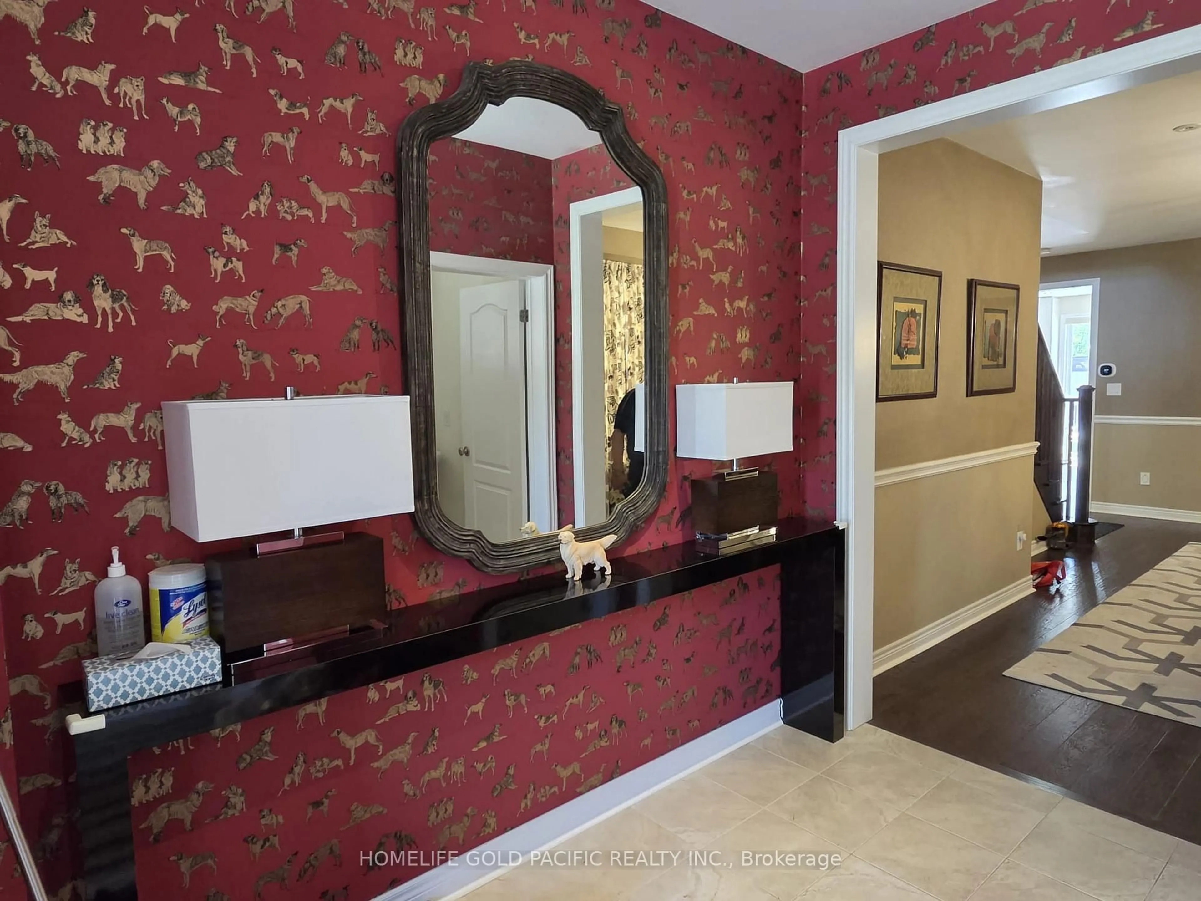 Indoor entryway for 19 Bruce Thomson Dr, Markham Ontario L6C 0K2