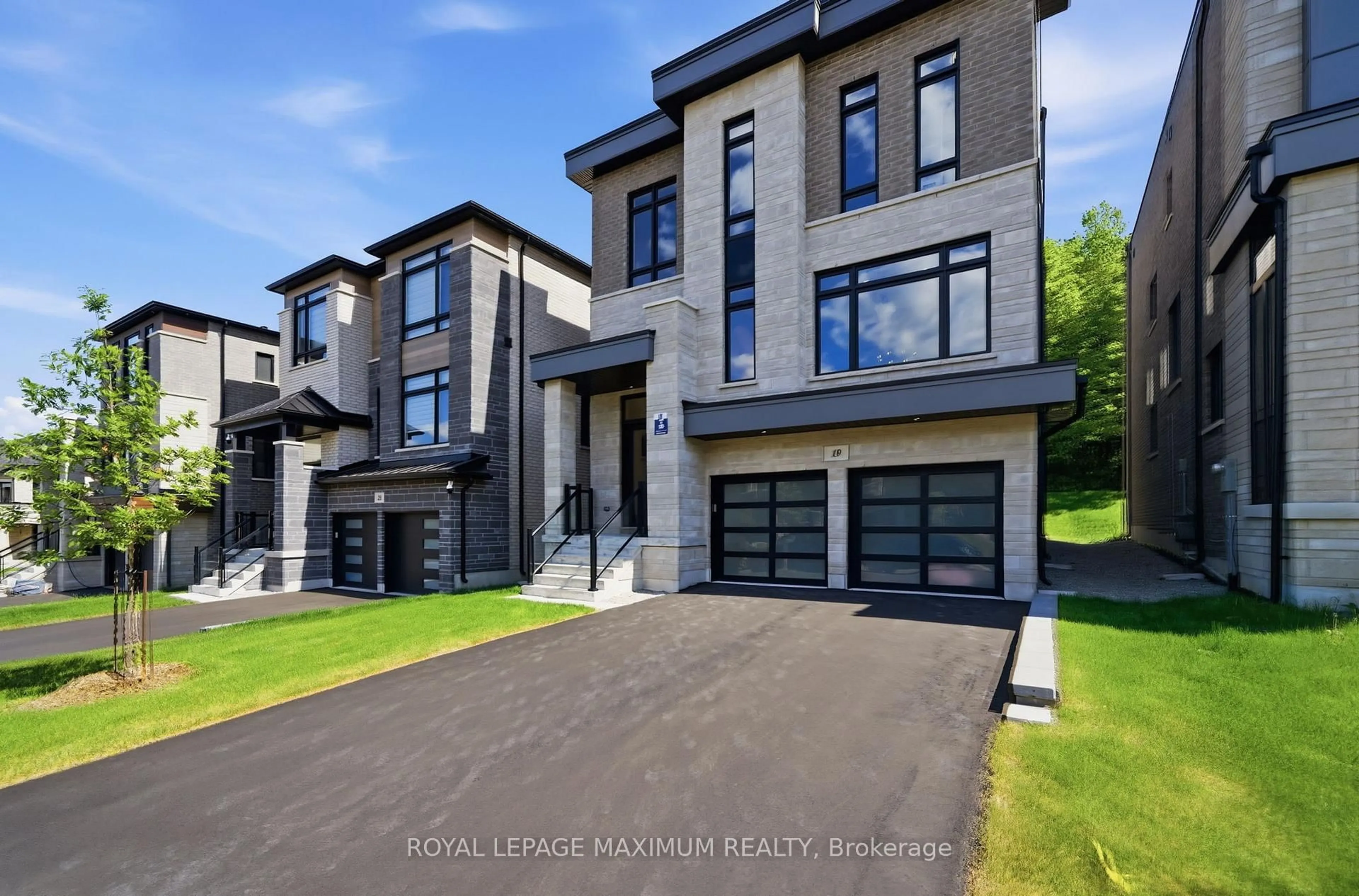 Home with brick exterior material, street for 19 Donsgrove Crt, Vaughan Ontario L4J 9A1