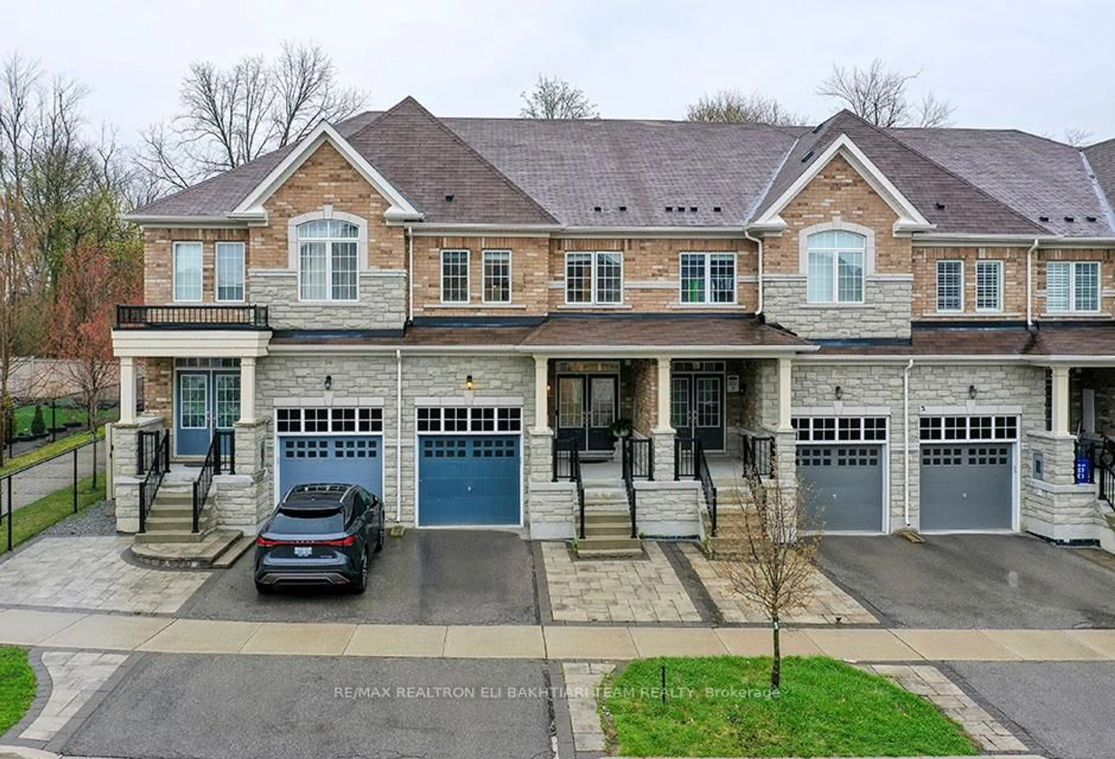 Home with brick exterior material, street for 96 Port Arthur Cres, Richmond Hill Ontario L4E 0Z9