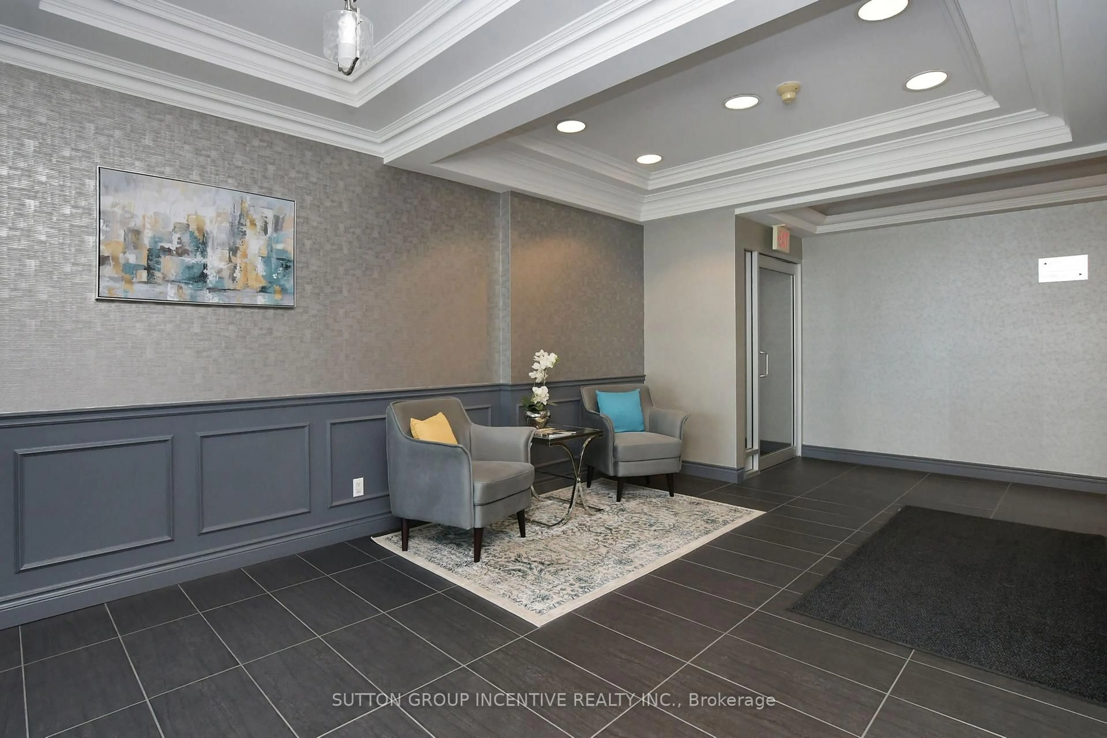 Lobby for 4 Briar Hill Hts #308, New Tecumseth Ontario L9R 1Z7