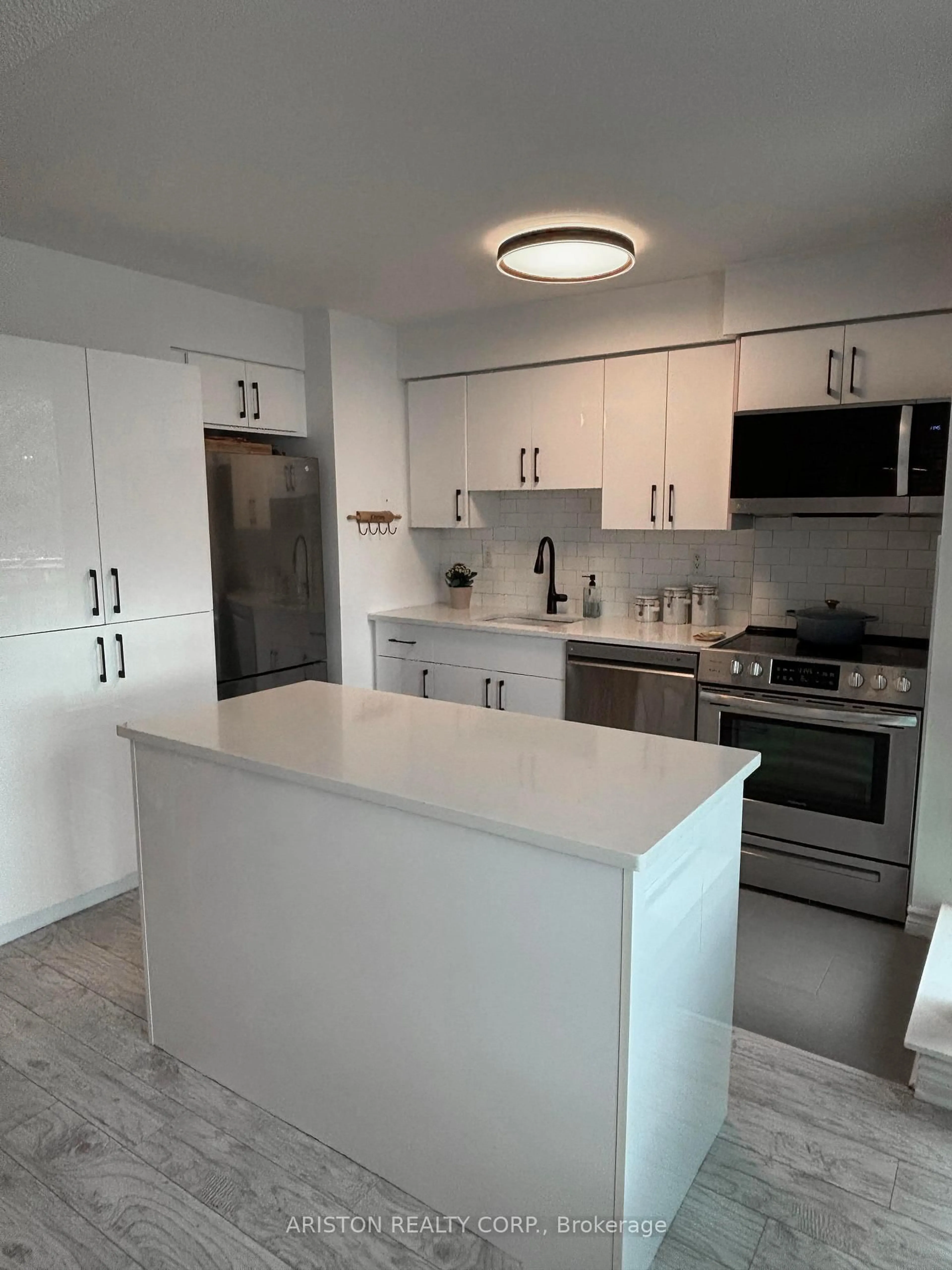 Open concept kitchen, unknown for 745 New Westminster Dr #409, Vaughan Ontario L4J 8J9