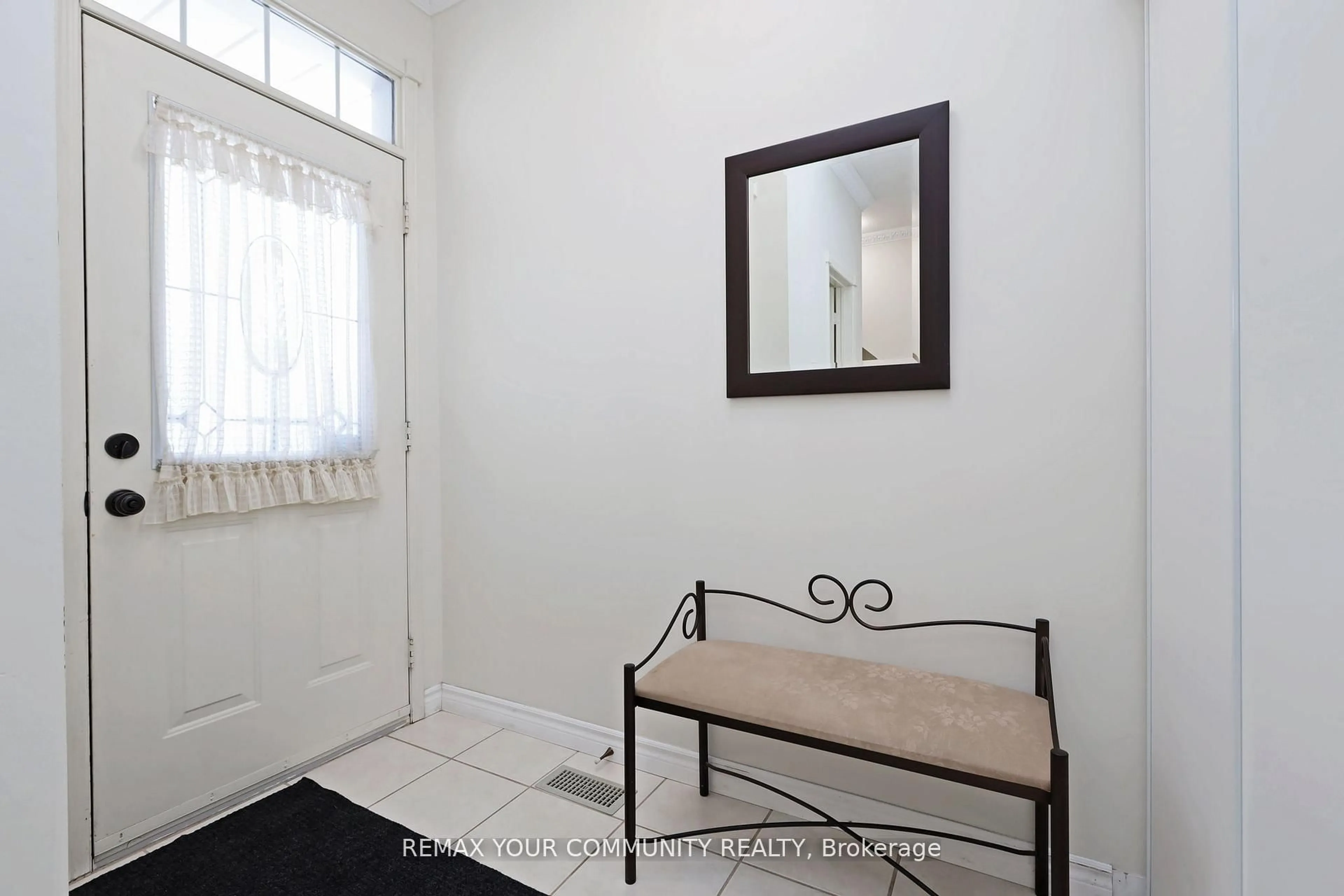 Indoor entryway for 30 Trout Lily Ave, Markham Ontario L3S 4C3