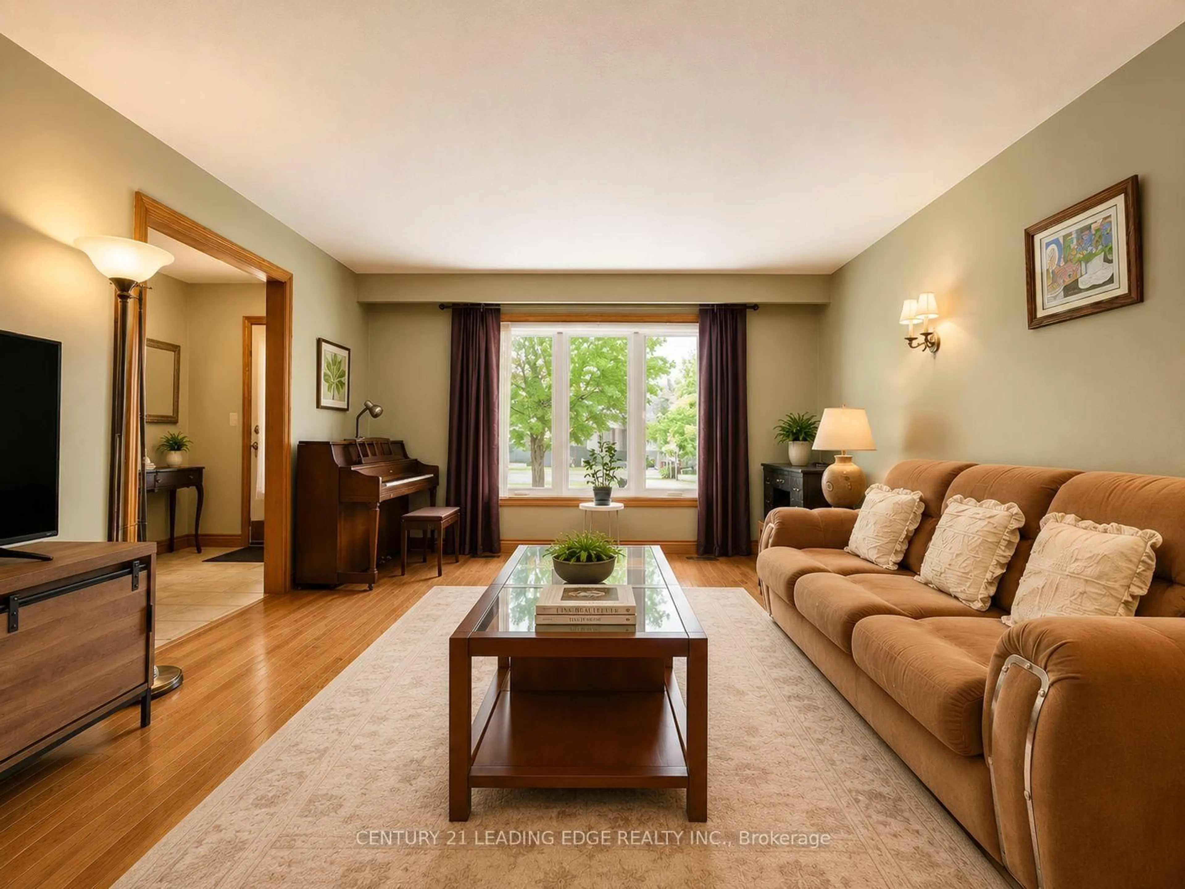 Living room with furniture, wood/laminate floor for 254 Hwy 47, Uxbridge Ontario L0C 1A0