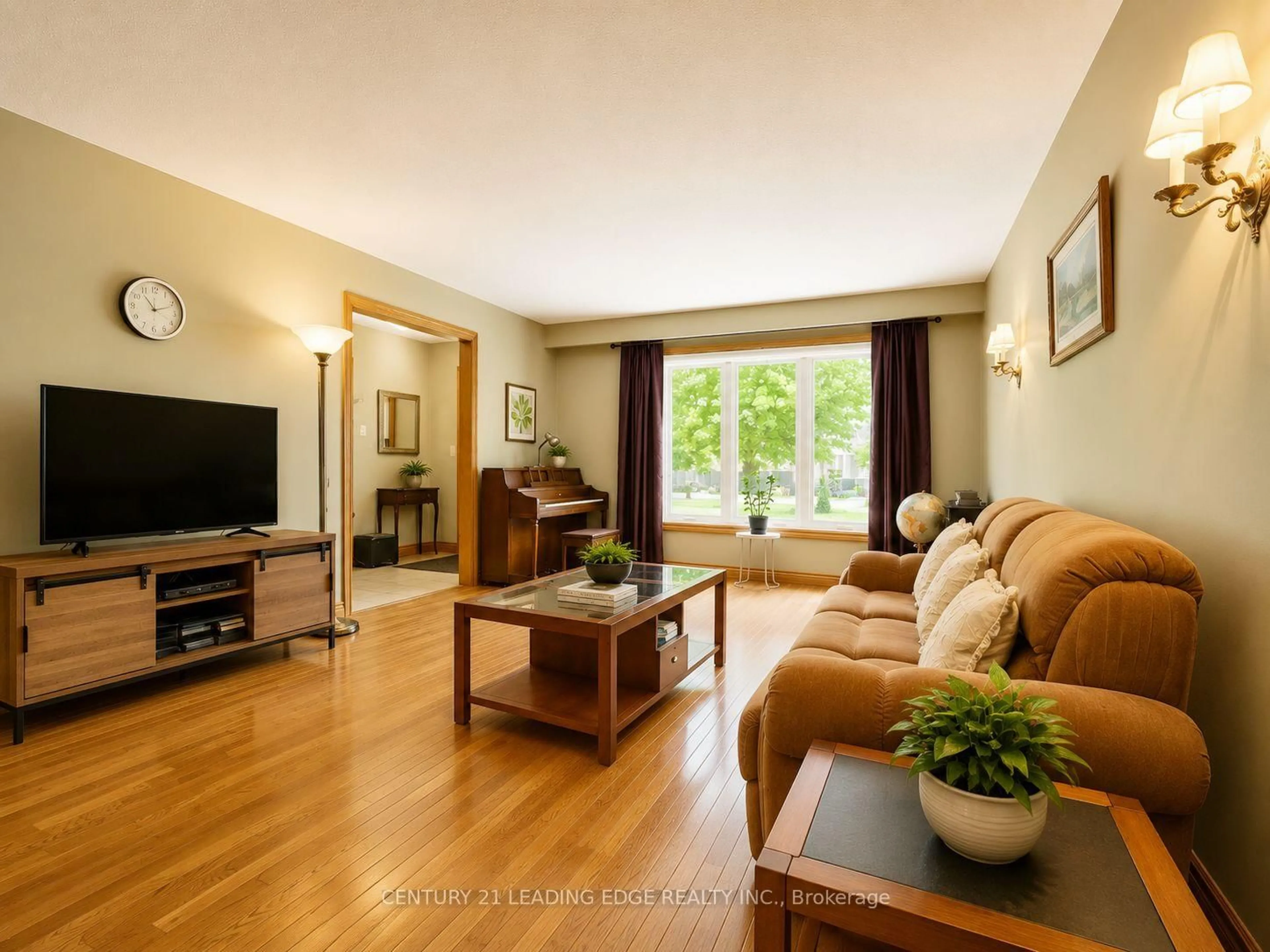 Living room with furniture, wood/laminate floor for 254 Hwy 47, Uxbridge Ontario L0C 1A0