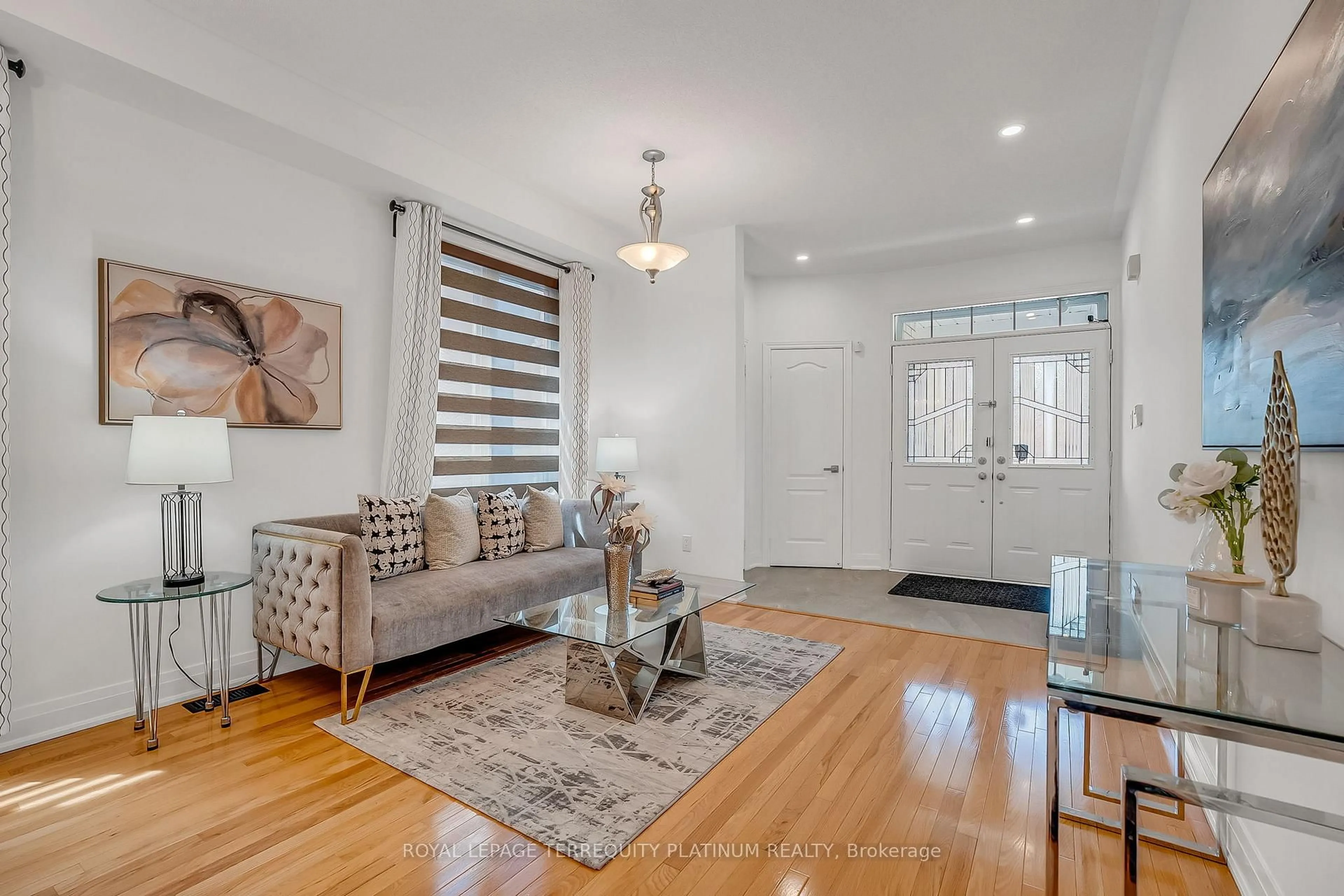 Living room with furniture, unknown for 105 Alfred Paterson Dr, Markham Ontario L6E 1L5