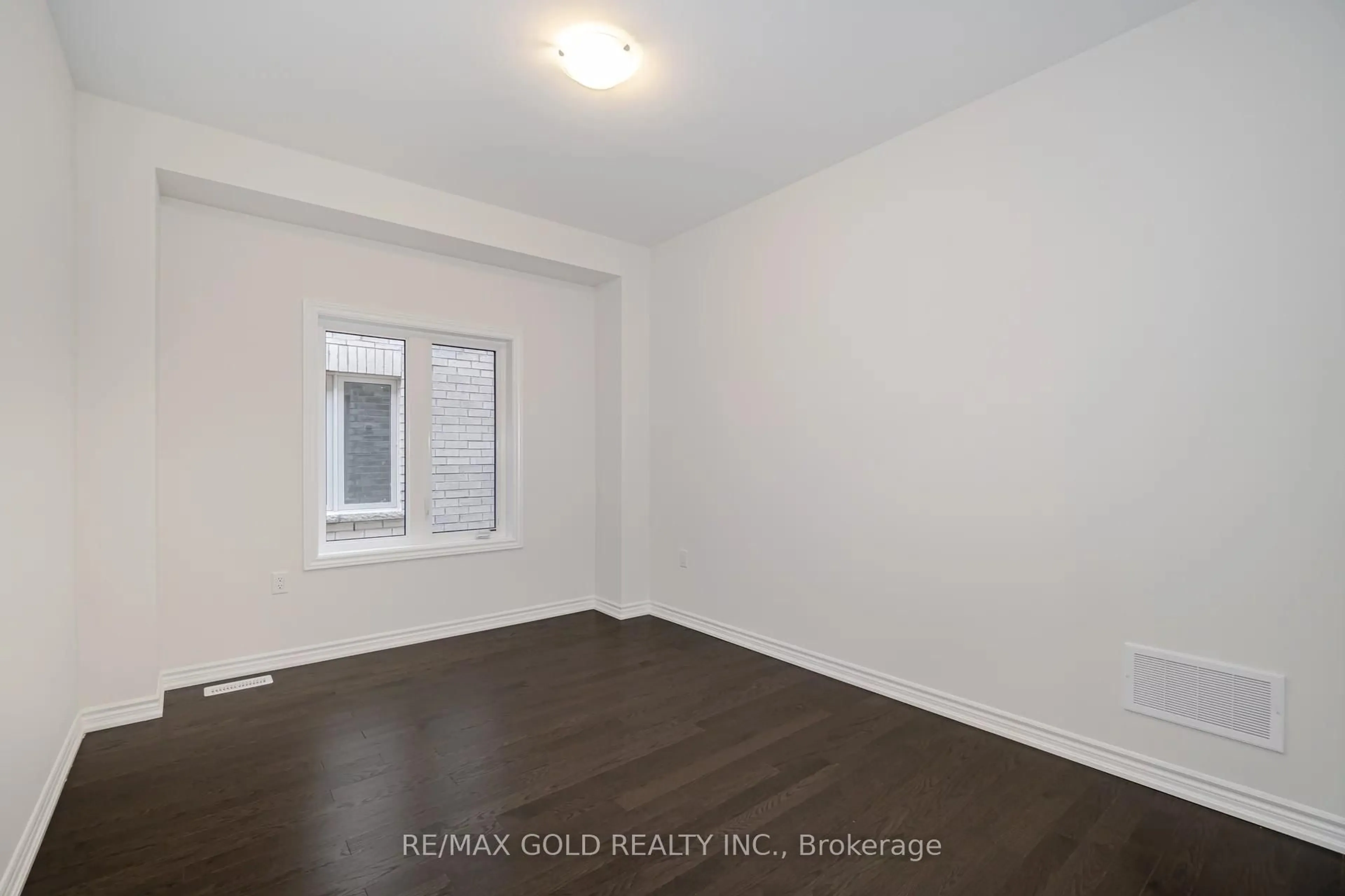 A pic of a room for 1503 Prentice Rd, Innisfil Ontario L9S 4R7
