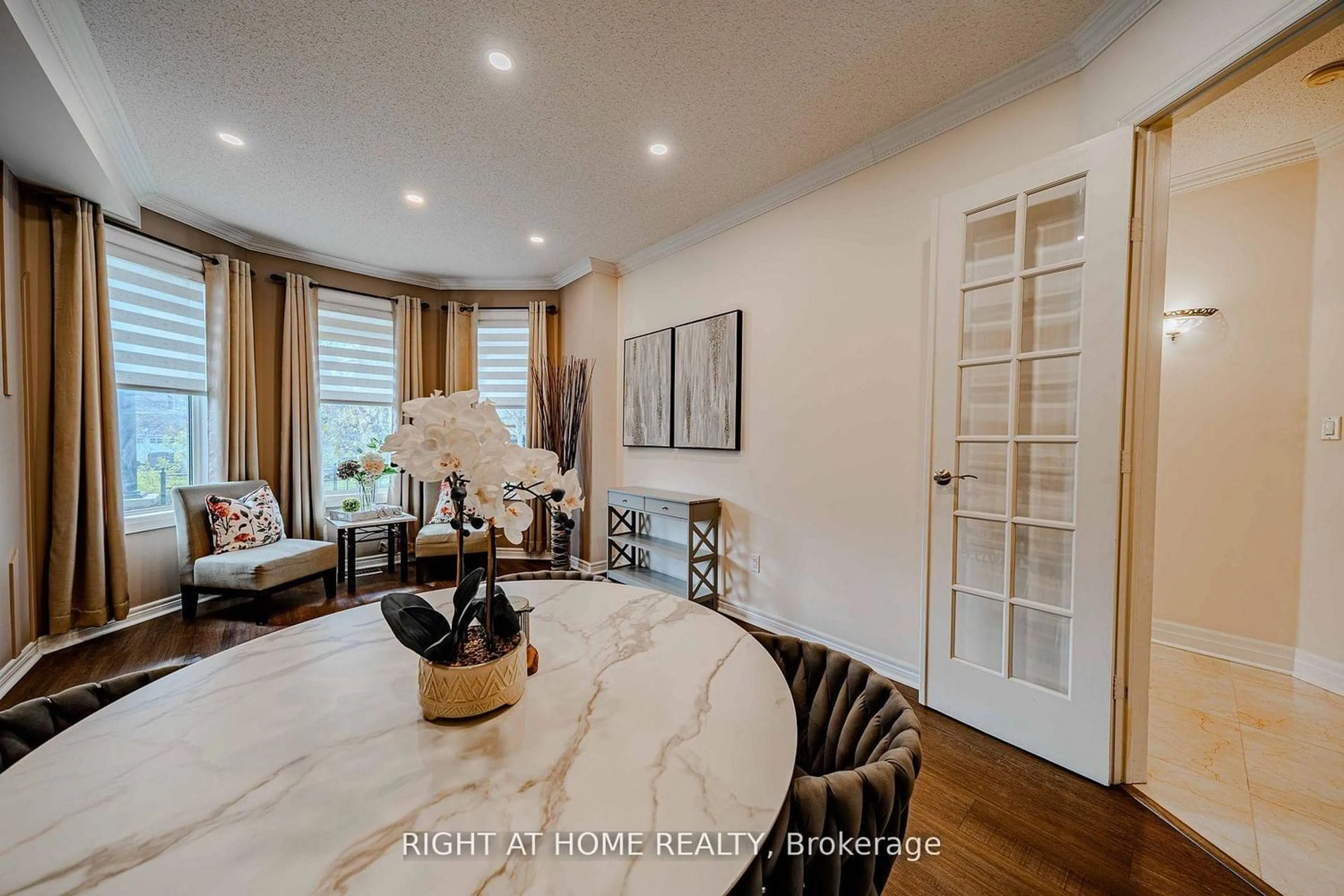 Unknown for 111 Forecastle Rd, Vaughan Ontario L4K 5H9
