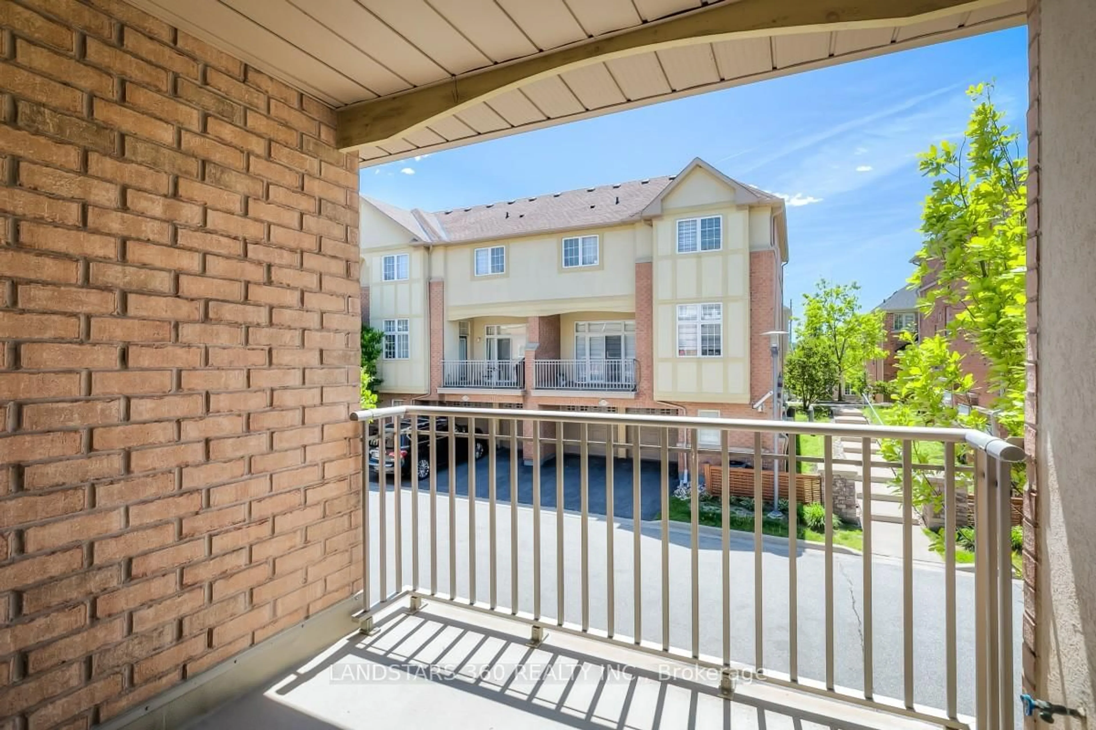 Patio, water/lake/river/ocean view for 174 Legends Way, Markham Ontario L3R 6A9