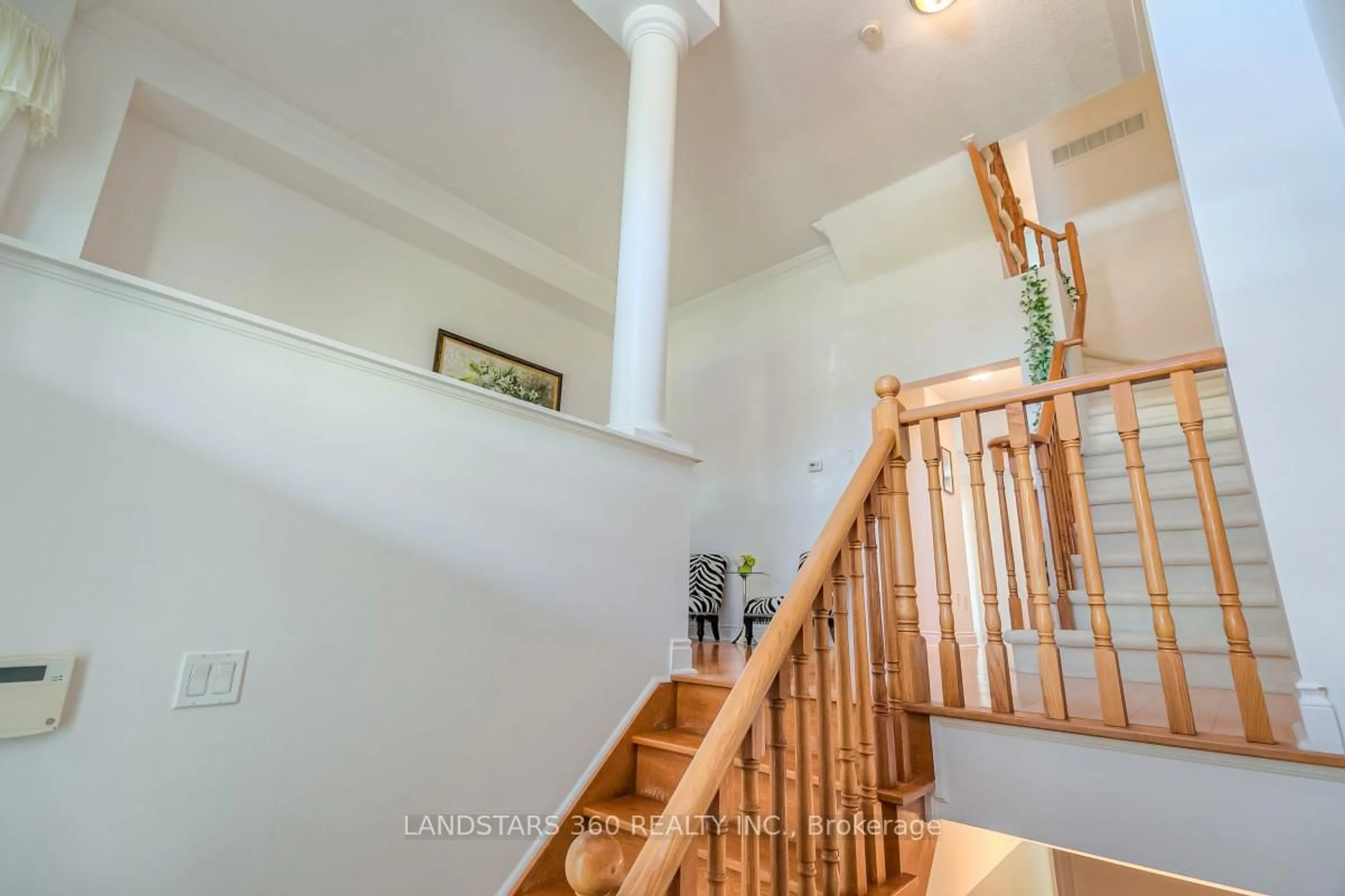 Stairs for 174 Legends Way, Markham Ontario L3R 6A9