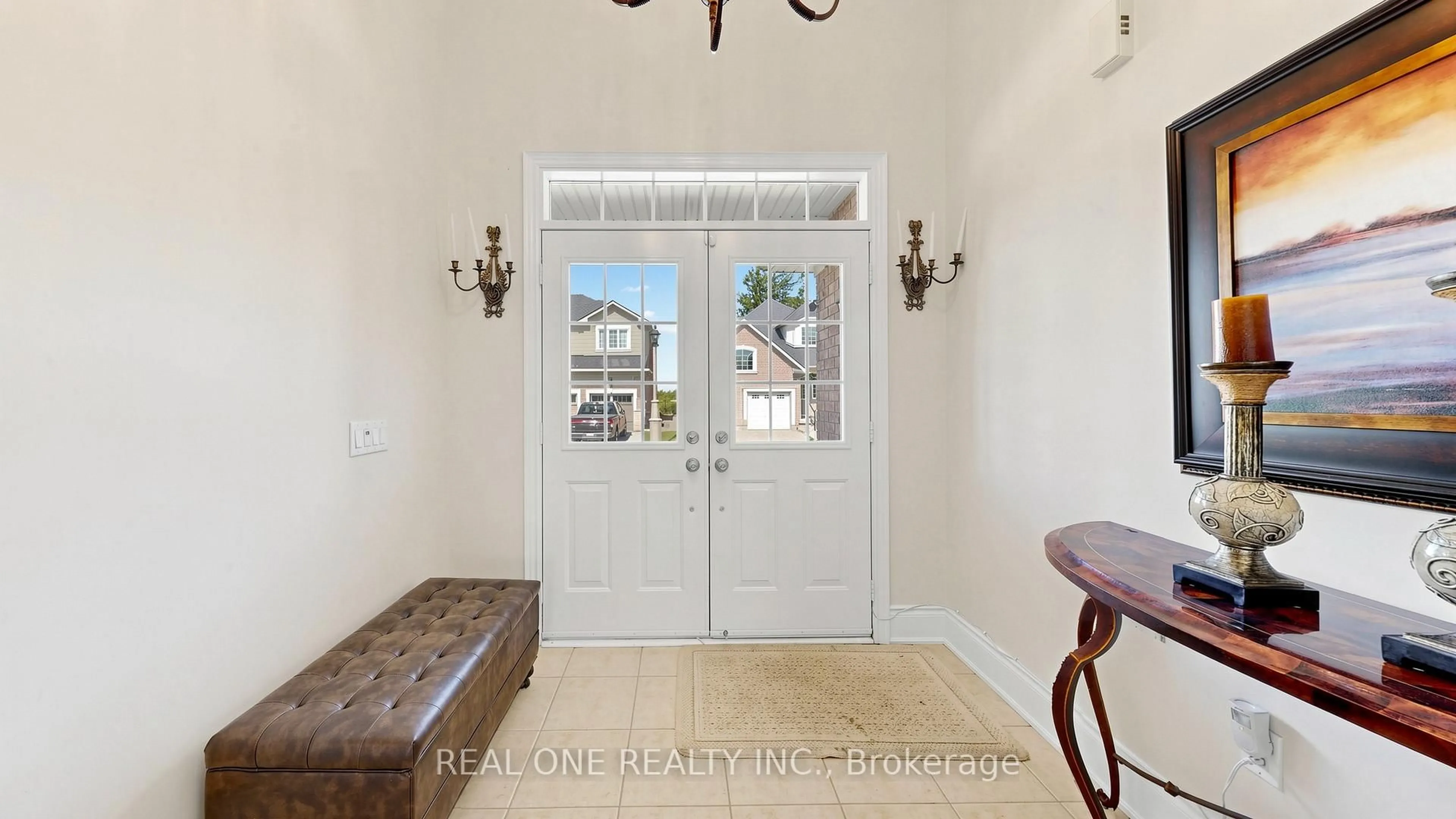 Indoor entryway for 58 Emerald Hts Dr, Whitchurch-Stouffville Ontario L4A 0C8