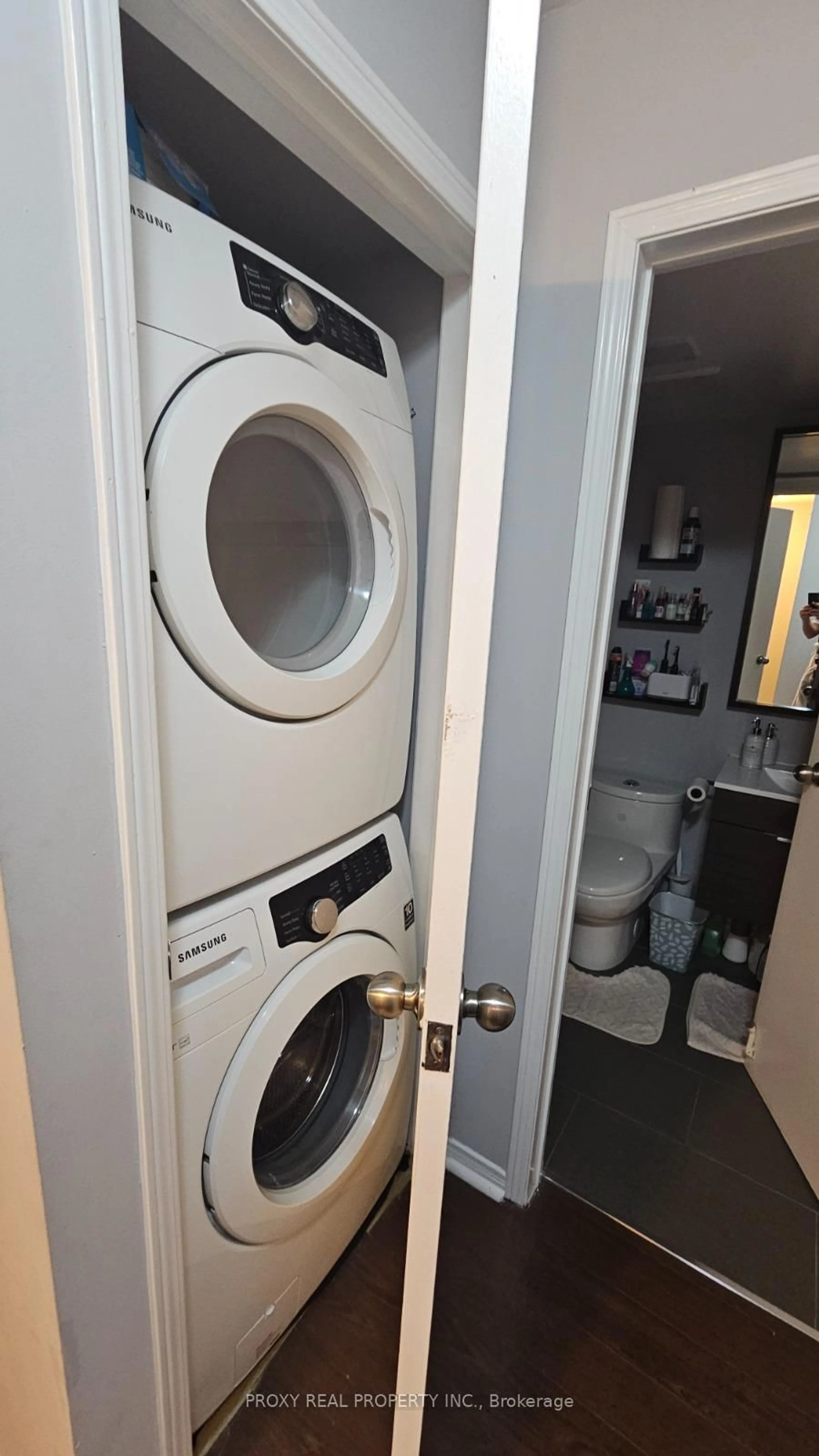 Laundry room for 75 Weldrick Rd #829, Richmond Hill Ontario L4C 0H9
