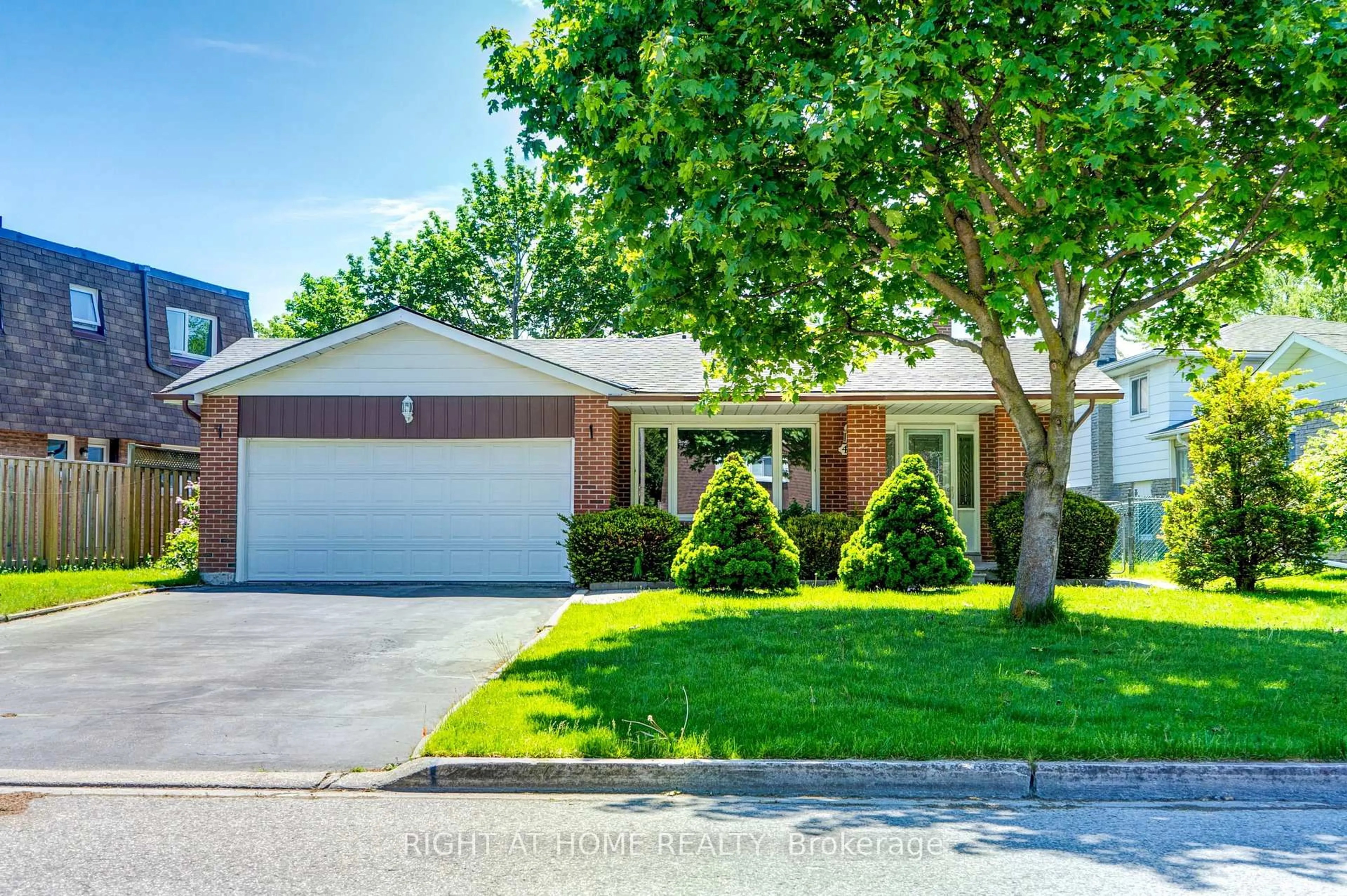 Home with brick exterior material, street for 47 Shieldmark Cres, Markham Ontario L3T 3T6