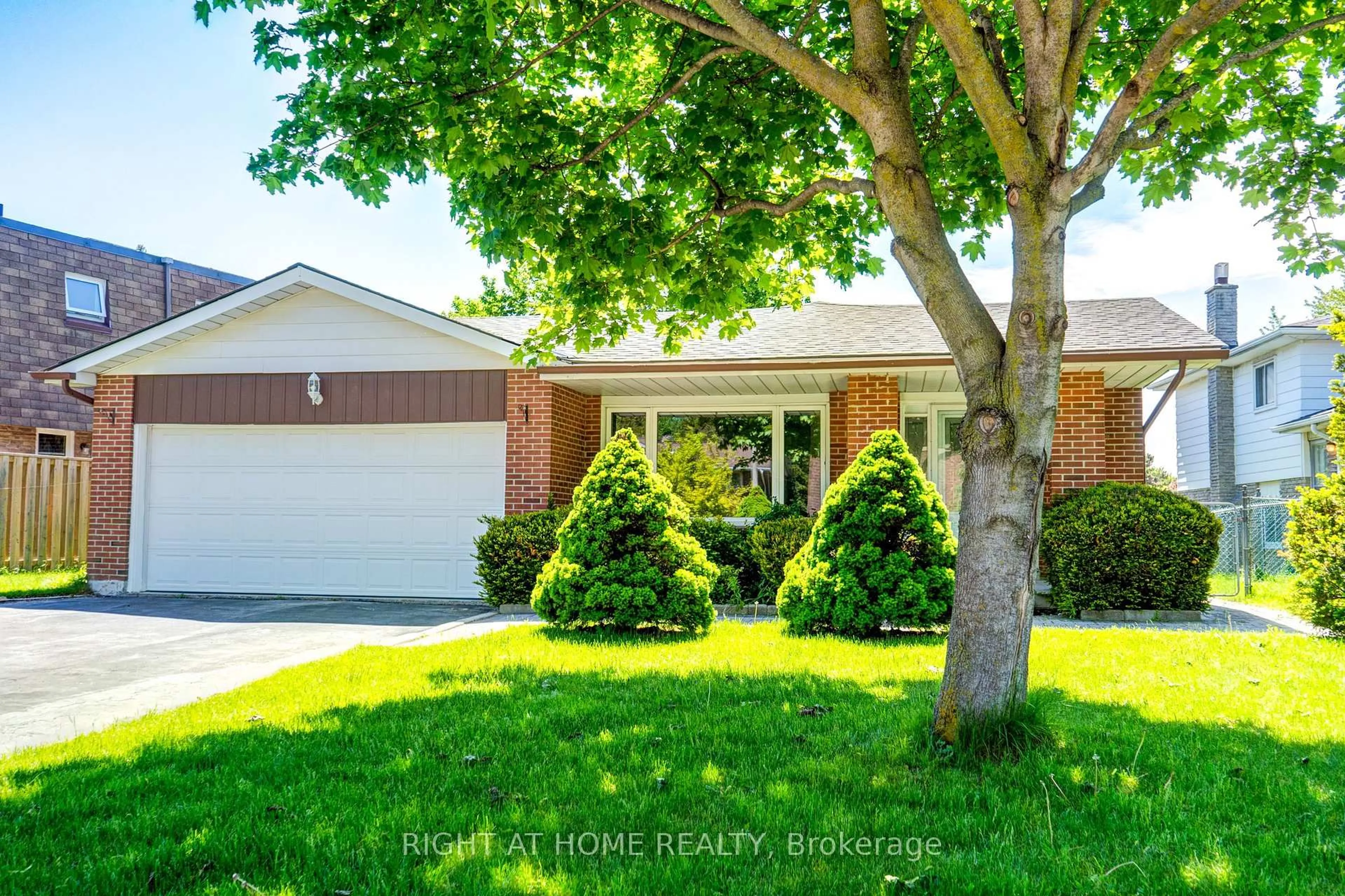 Unknown for 47 Shieldmark Cres, Markham Ontario L3T 3T6