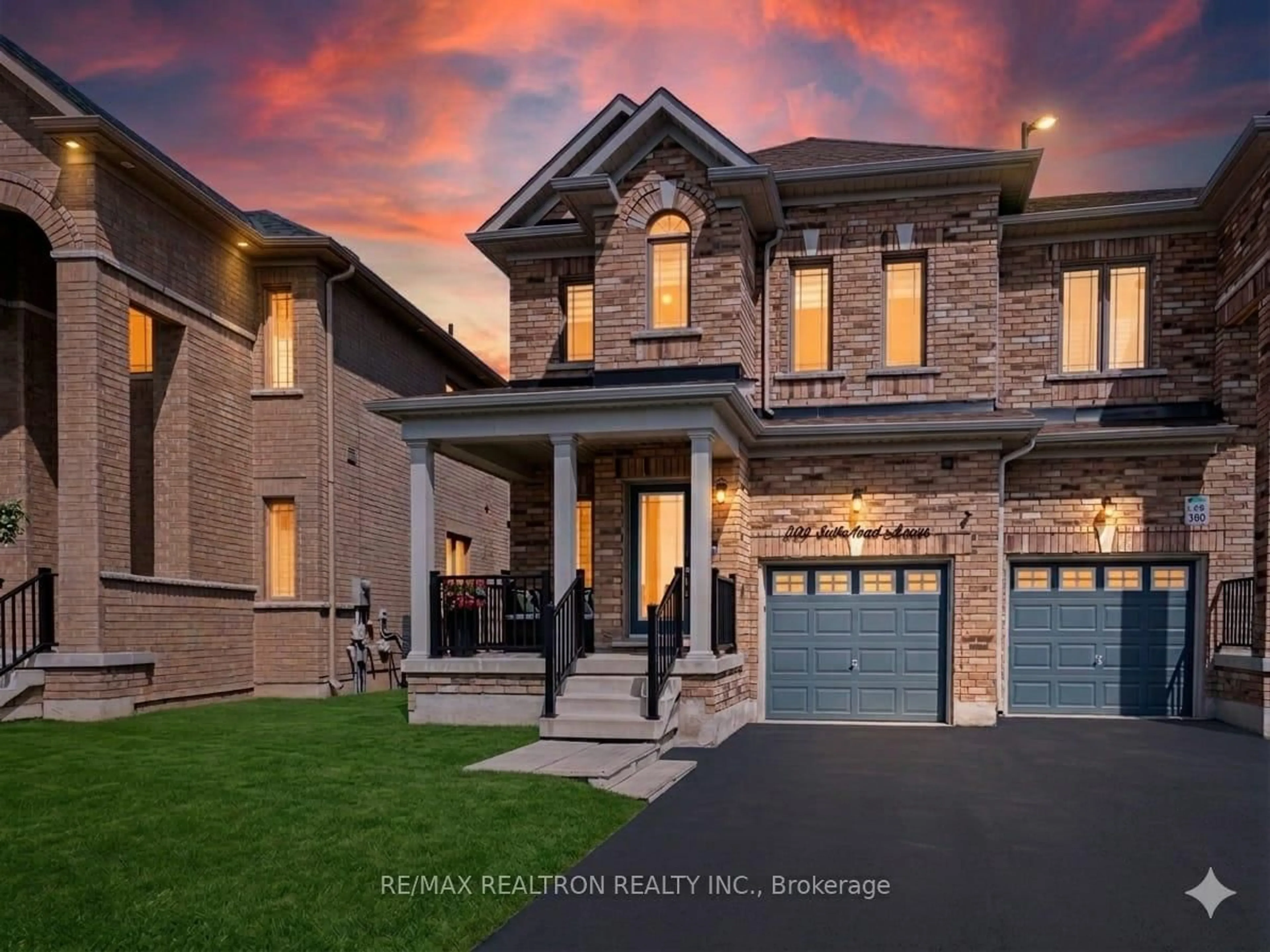 Home with brick exterior material, street for 202 Sutherland Ave, Bradford West Gwillimbury Ontario L3Z 4H7