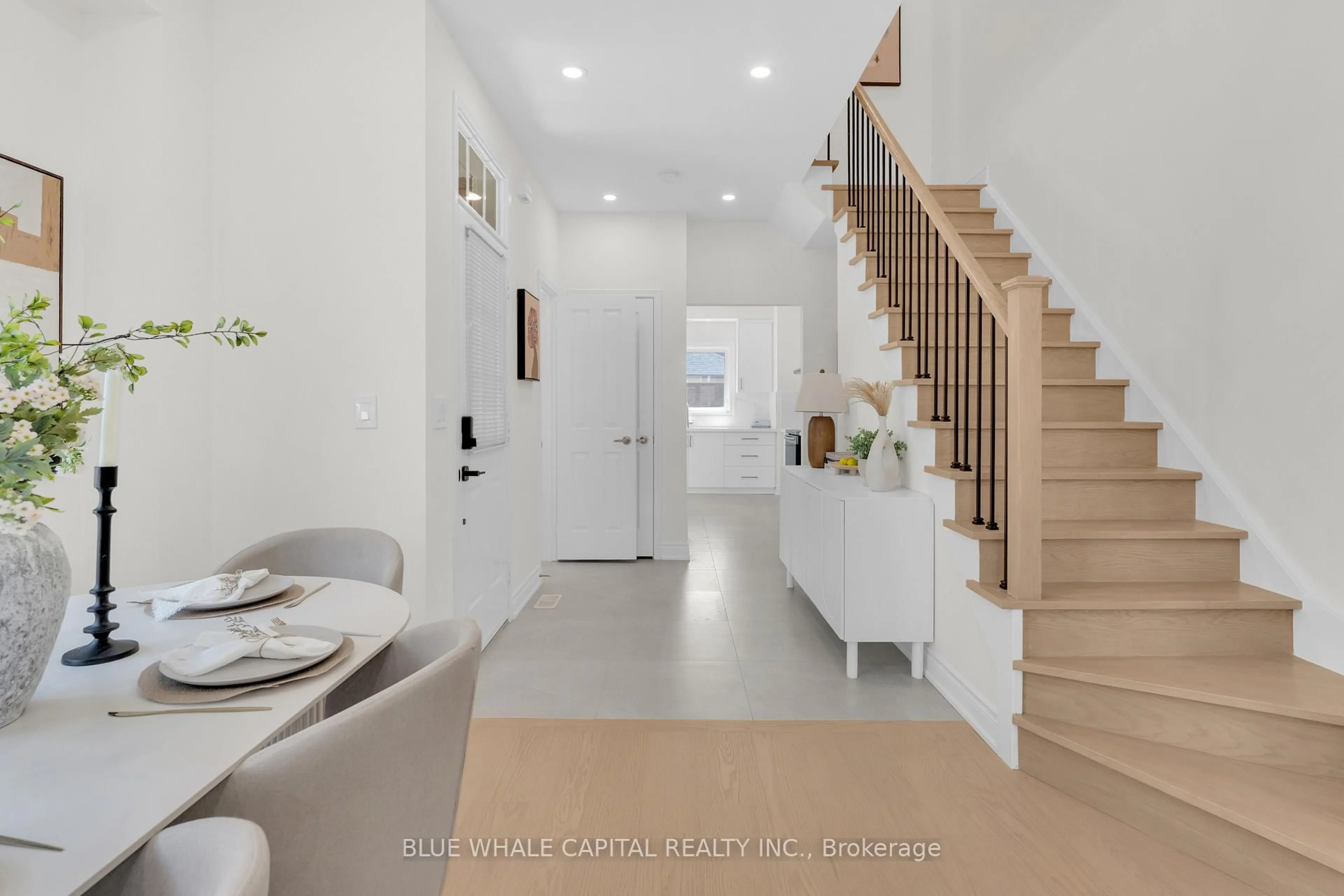 Indoor entryway for 149 Bur Oak Ave, Markham Ontario L6C 2E9