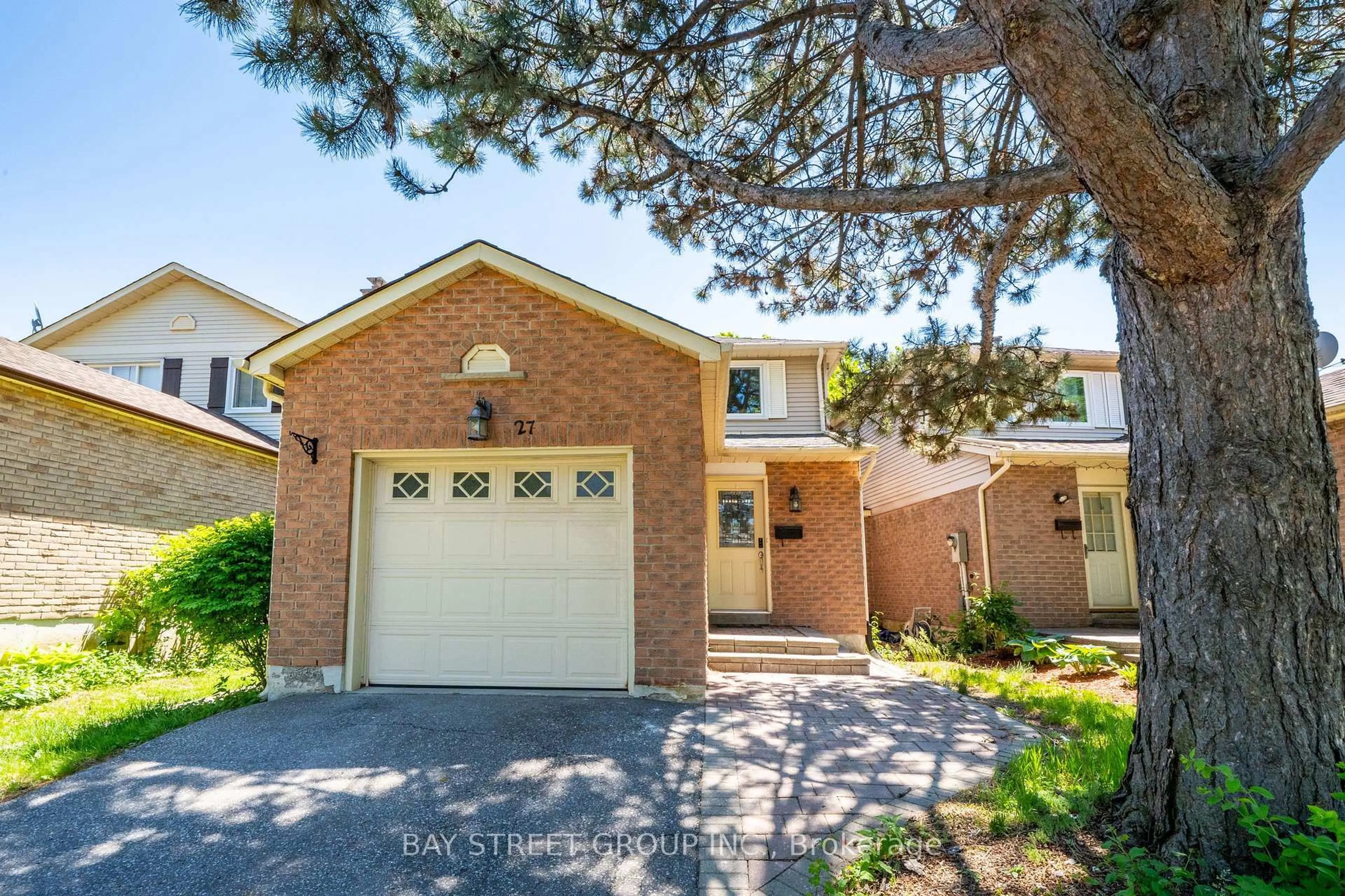 Home with brick exterior material, street for 27 Vanessa Rd, Markham Ontario L3R 4W1