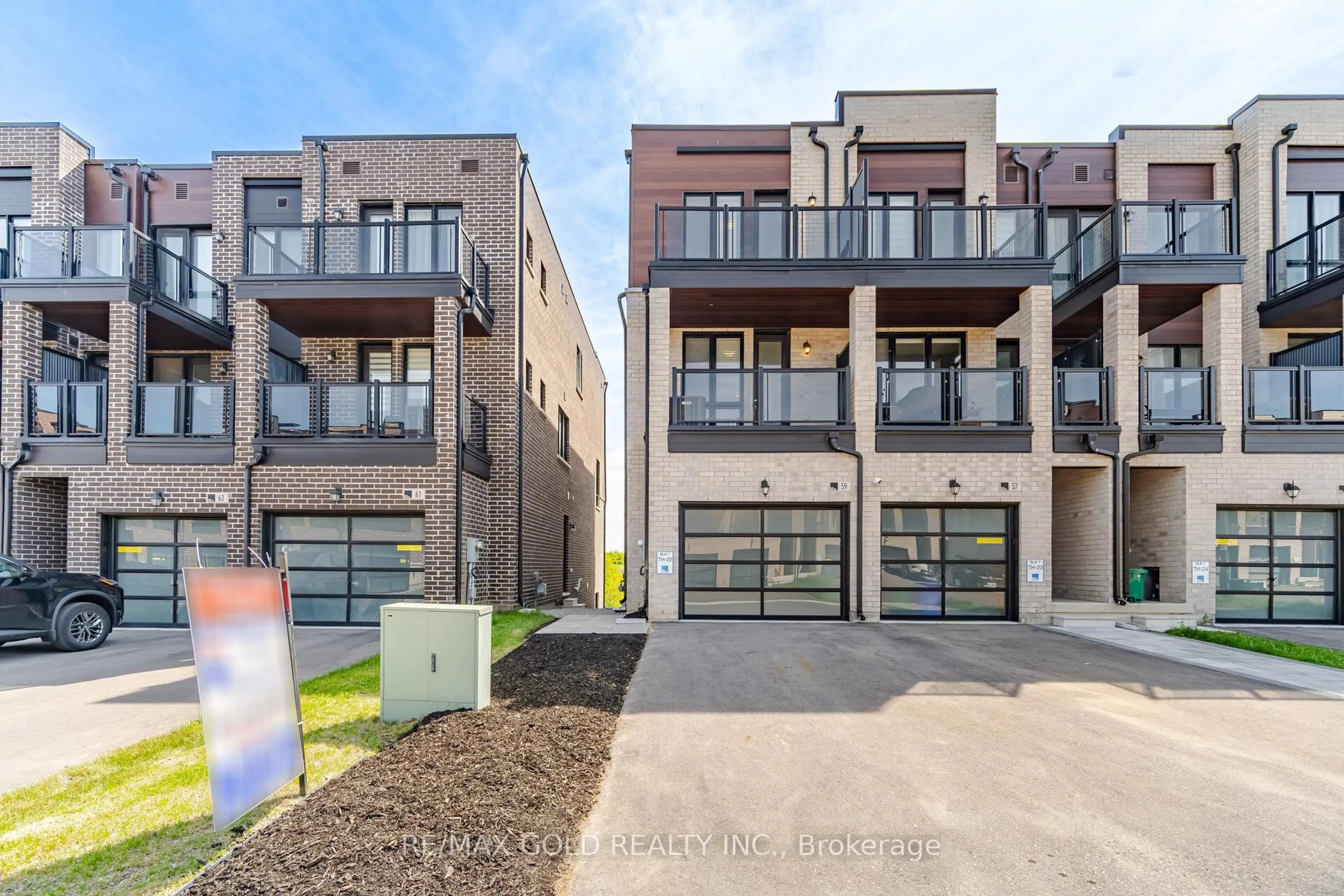 Home with brick exterior material, street for 59 Mikayla Lane, Markham Ontario L6B 1R1