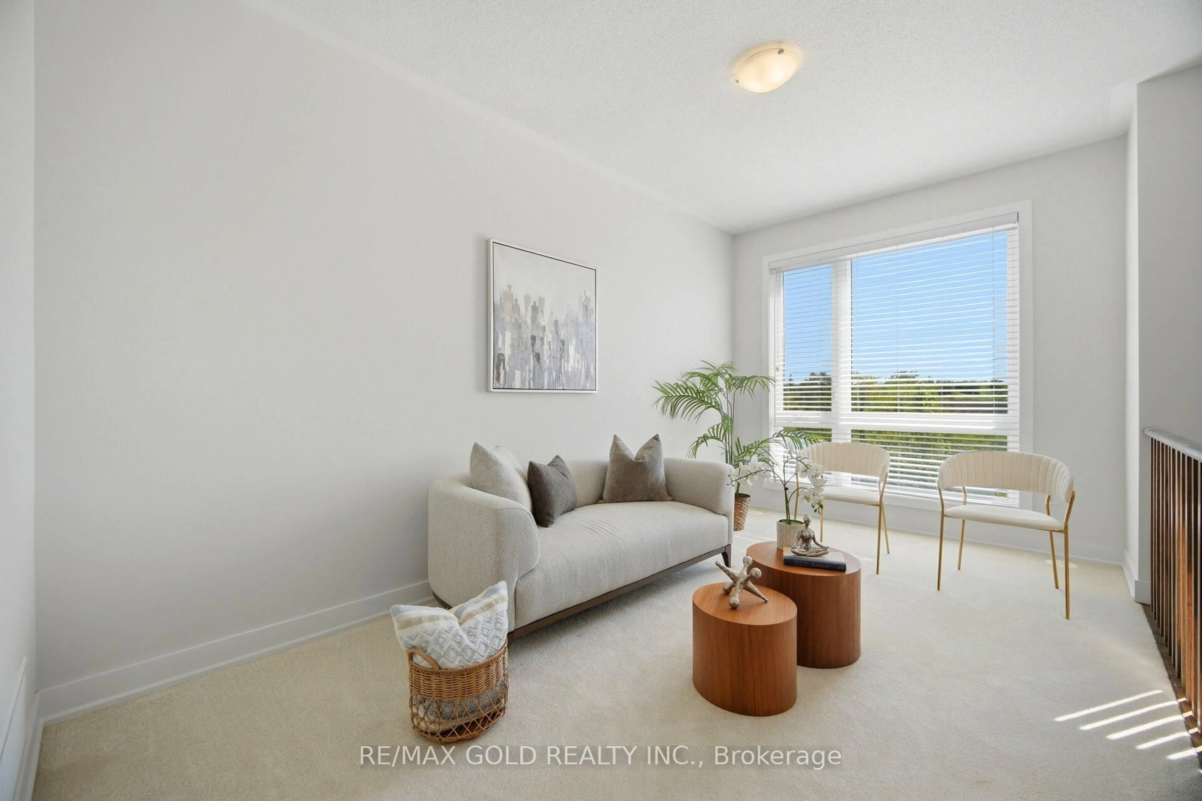 Living room with furniture, unknown for 59 Mikayla Lane, Markham Ontario L6B 1R1