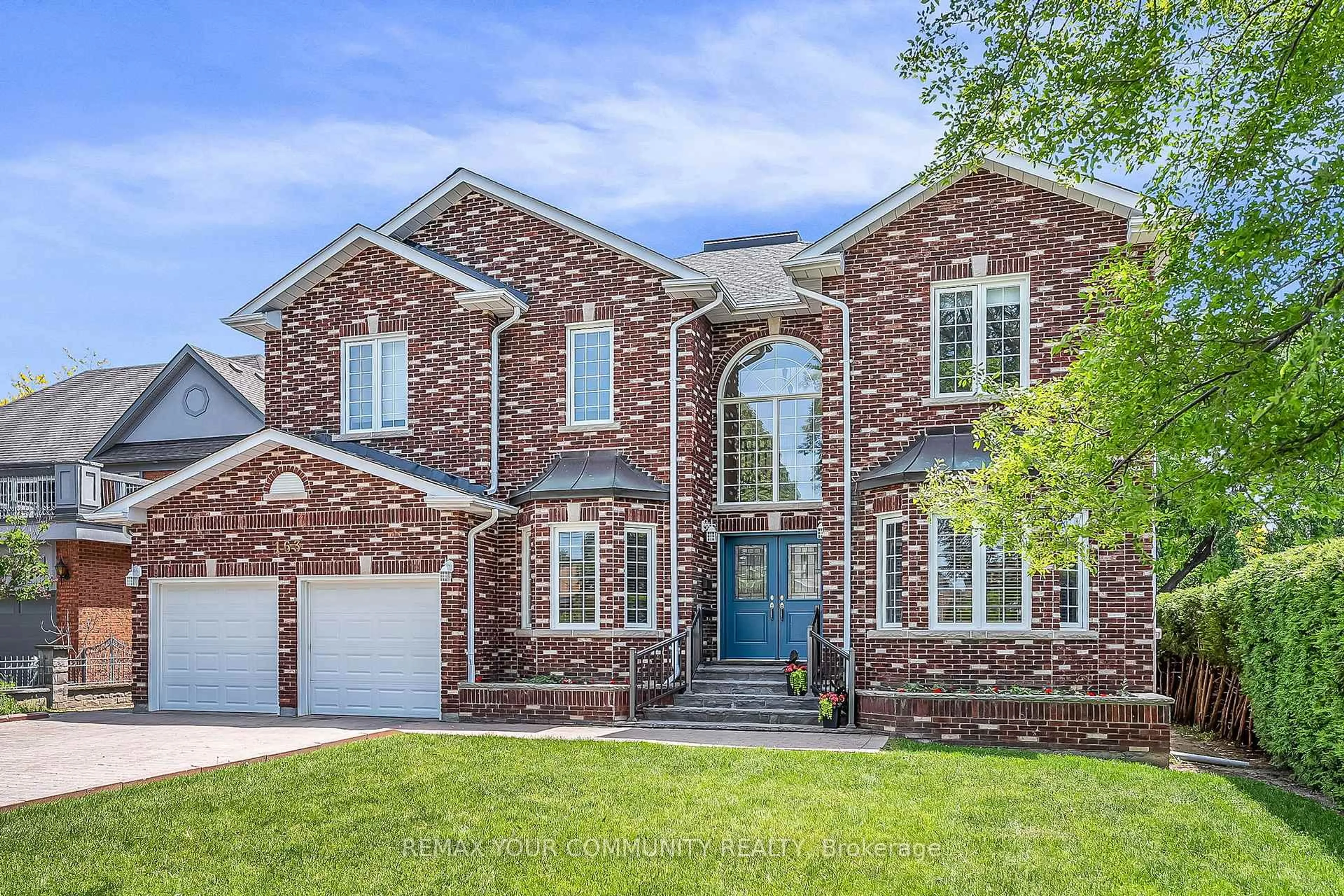 Home with brick exterior material, street for 163 Oxford St, Richmond Hill Ontario L4C 4L6