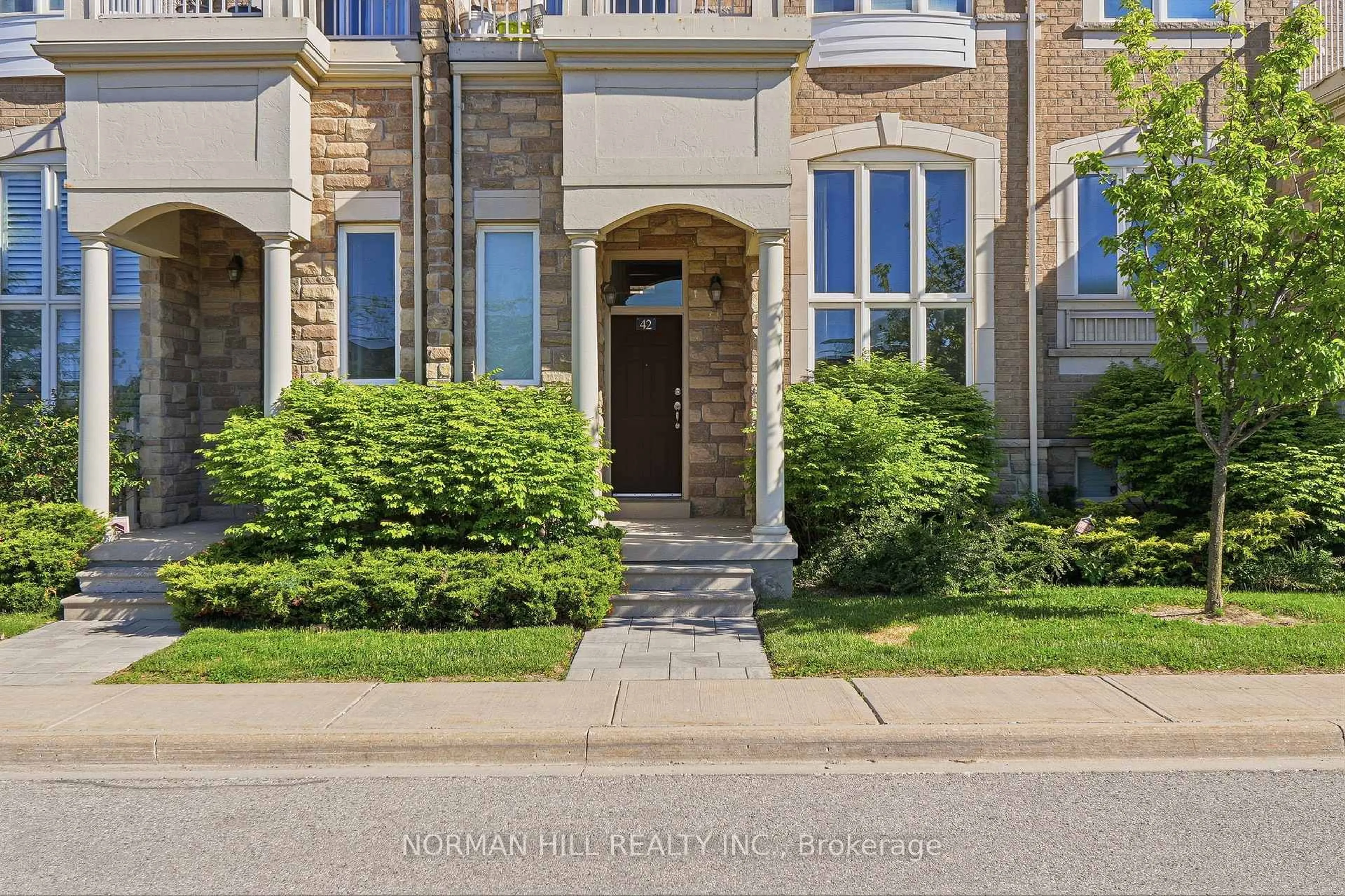 Unknown for 42 Comely Way, Markham Ontario L3R 2L8