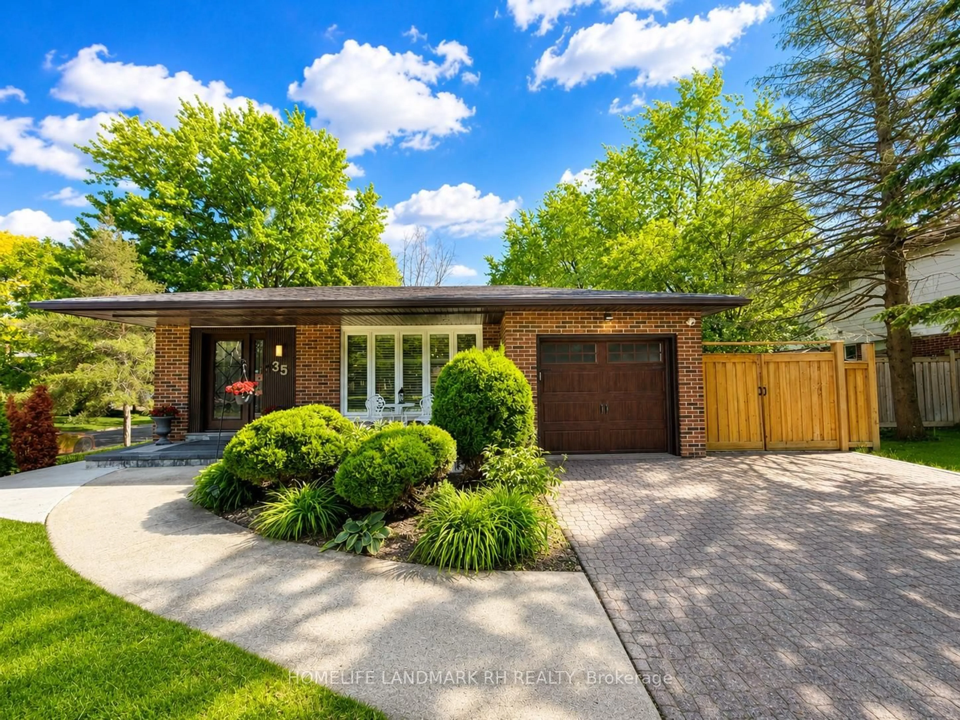Home with brick exterior material, street for 35 Royal Orchard Blvd, Markham Ontario L3T 3C4