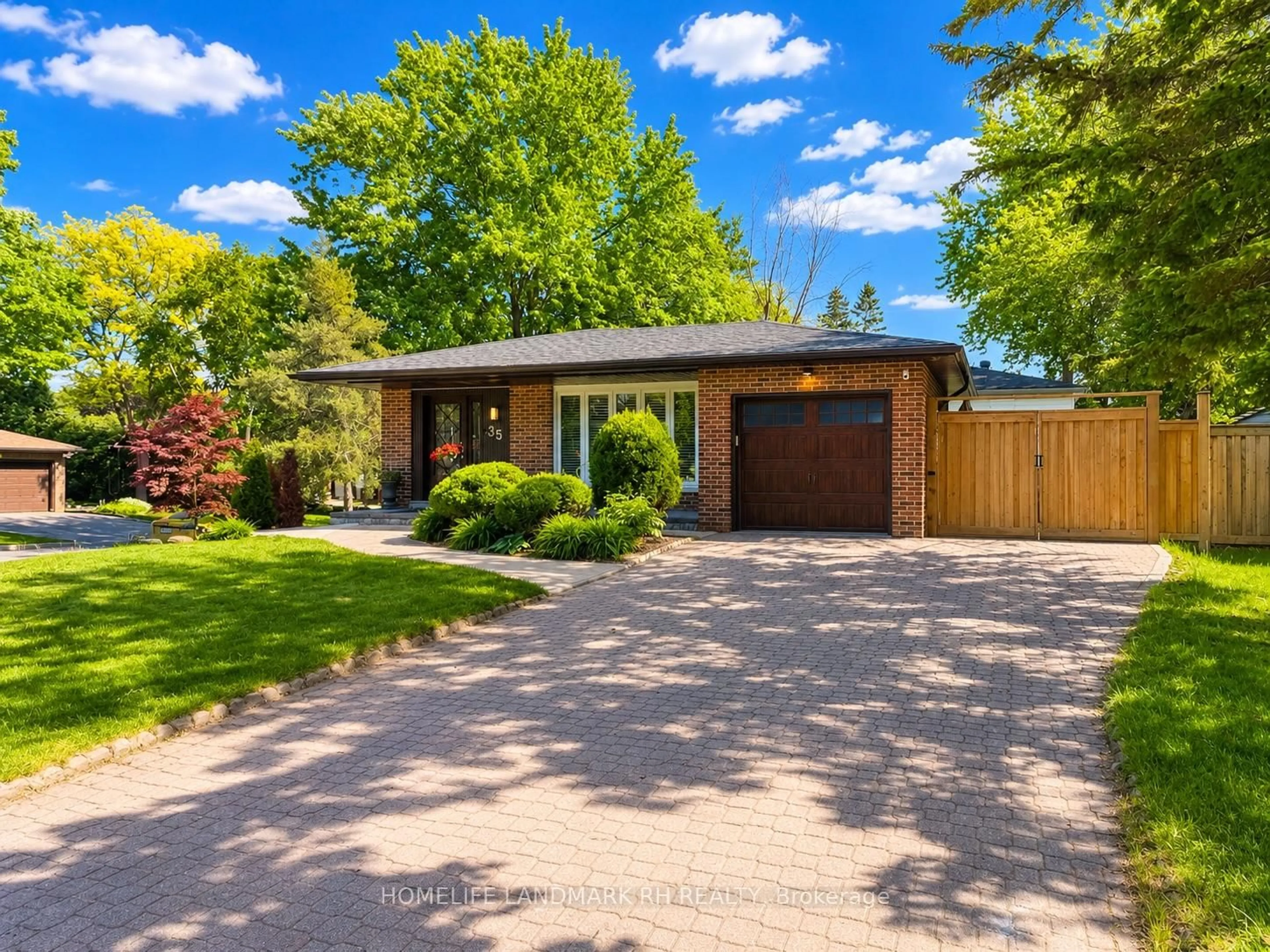 Home with brick exterior material, street for 35 Royal Orchard Blvd, Markham Ontario L3T 3C4
