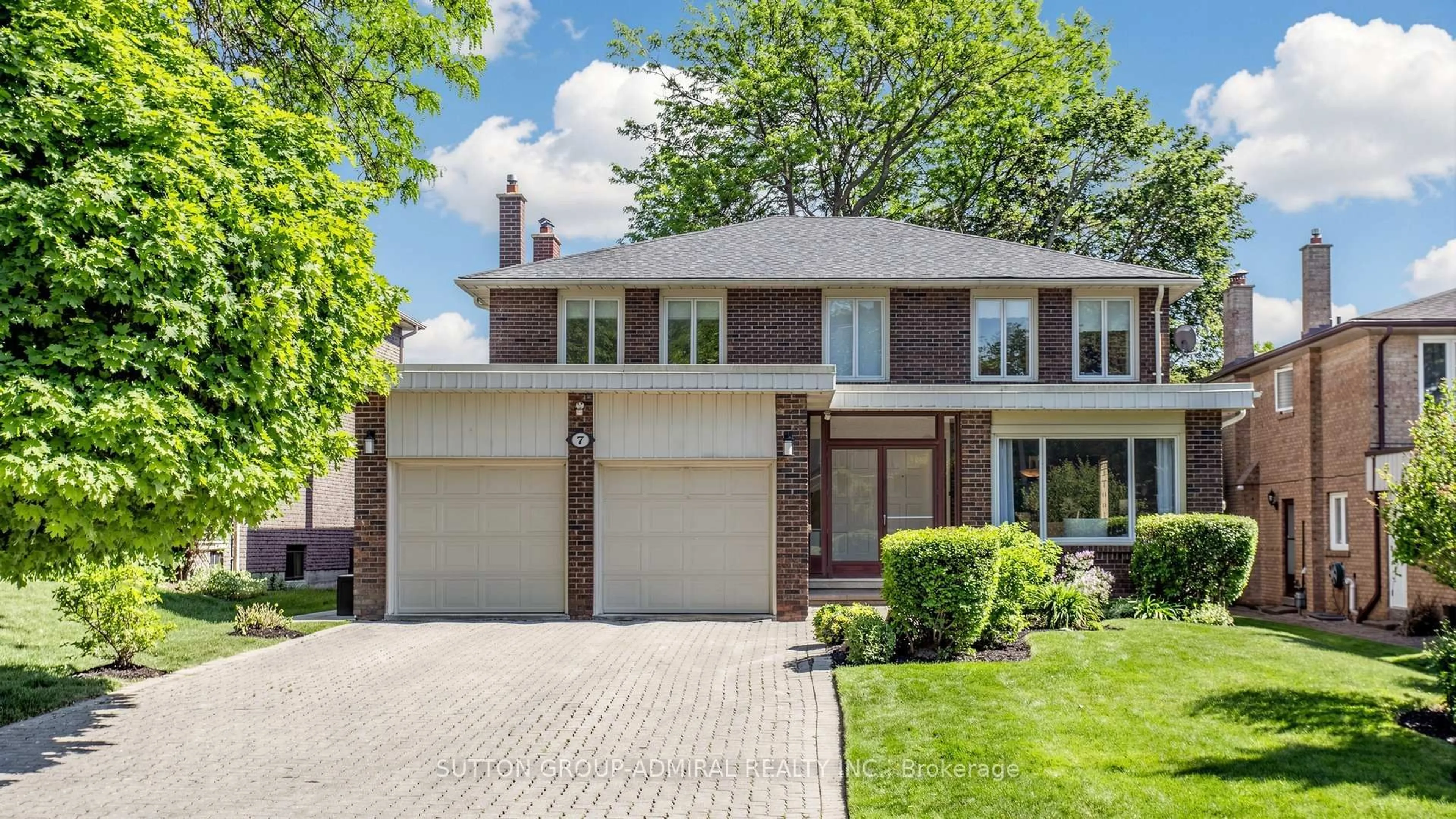 Home with brick exterior material, street for 7 Granada Crt, Markham Ontario L3T 4V3
