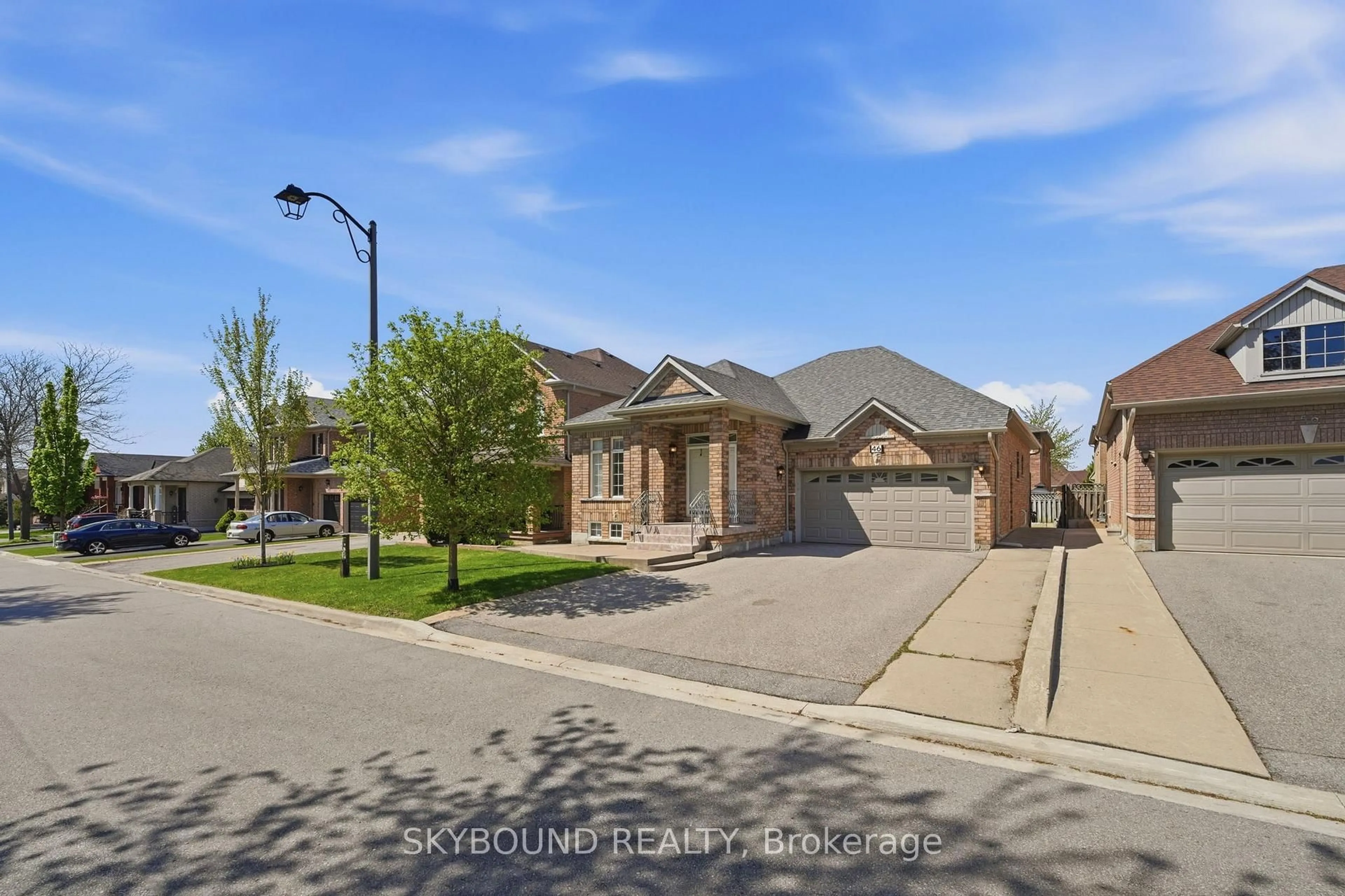 A pic from outside/outdoor area/front of a property/back of a property/a pic from drone, street for 46 Tavio Way, Vaughan Ontario L4H 1S1
