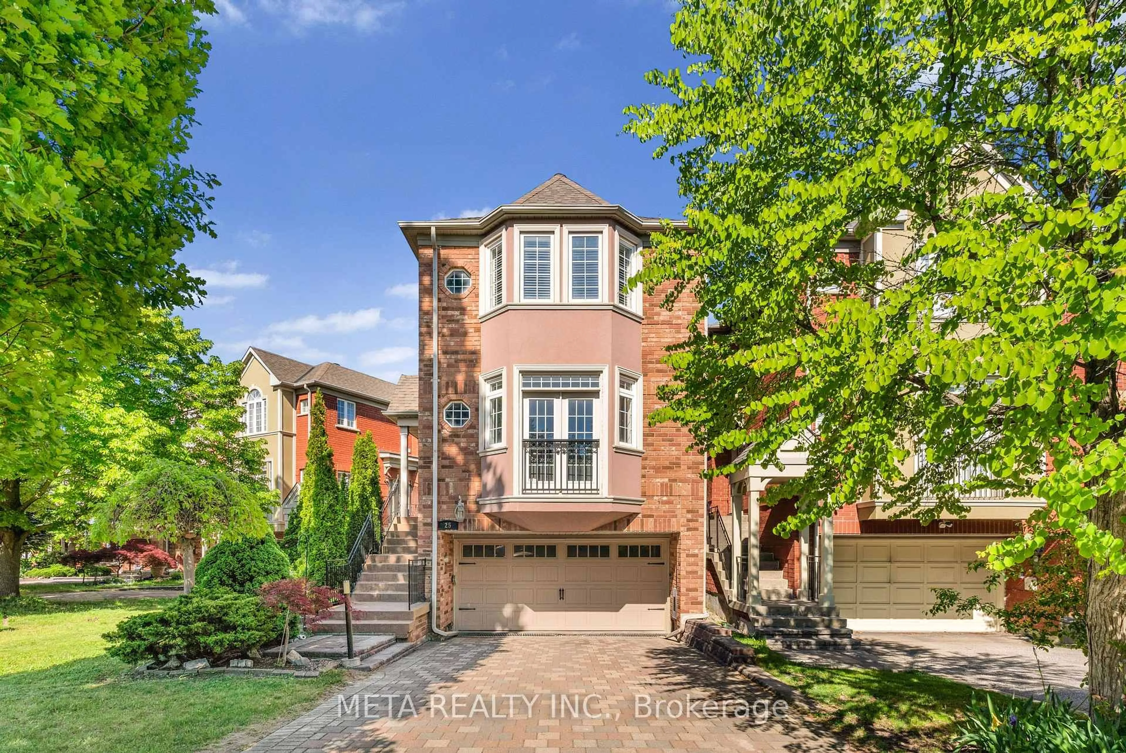 Home with brick exterior material, street for 25 Crispin Crt, Markham Ontario L3R 4G6