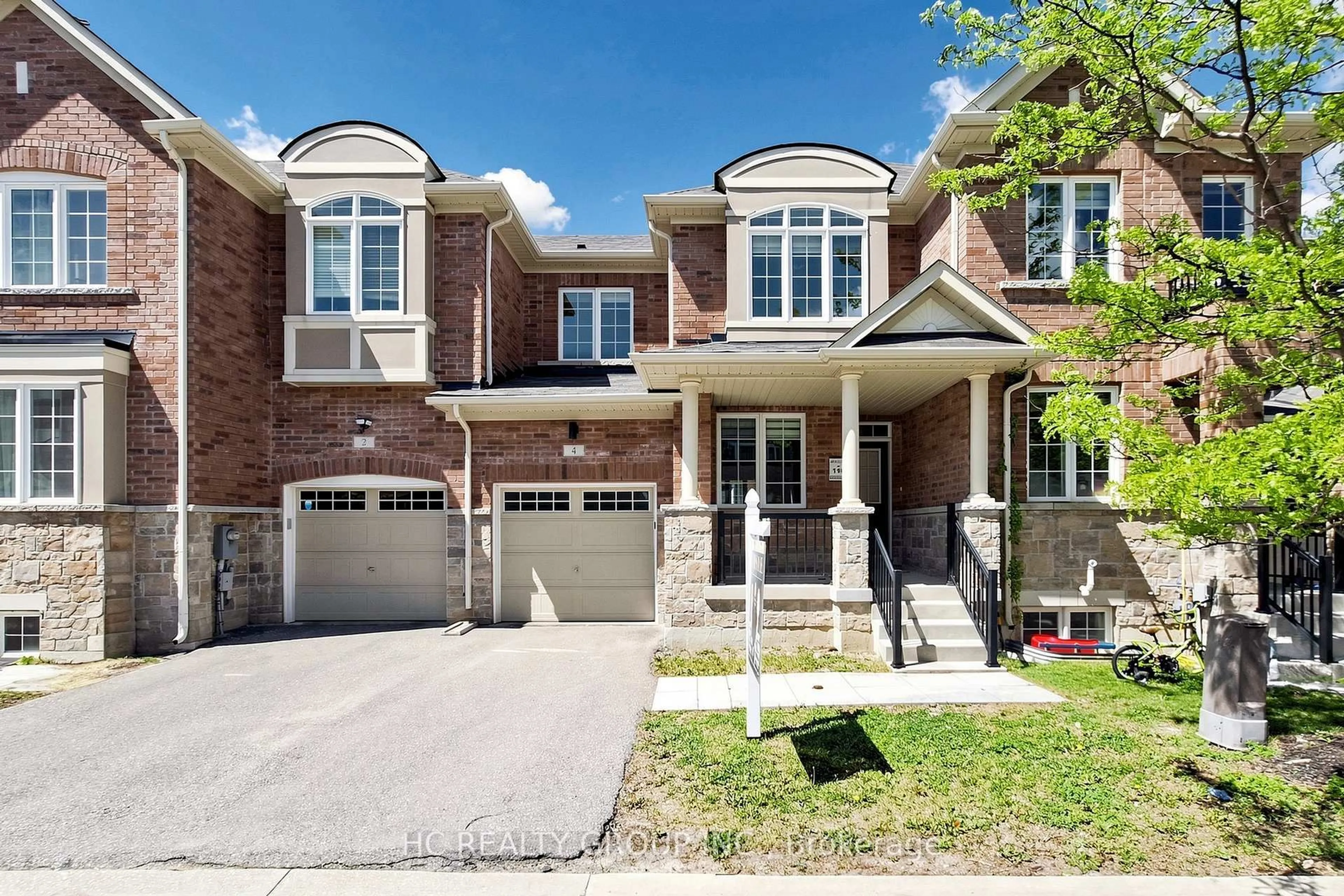 Home with brick exterior material, street for 4 Sand Hill Mews, Vaughan Ontario L6A 4Y4