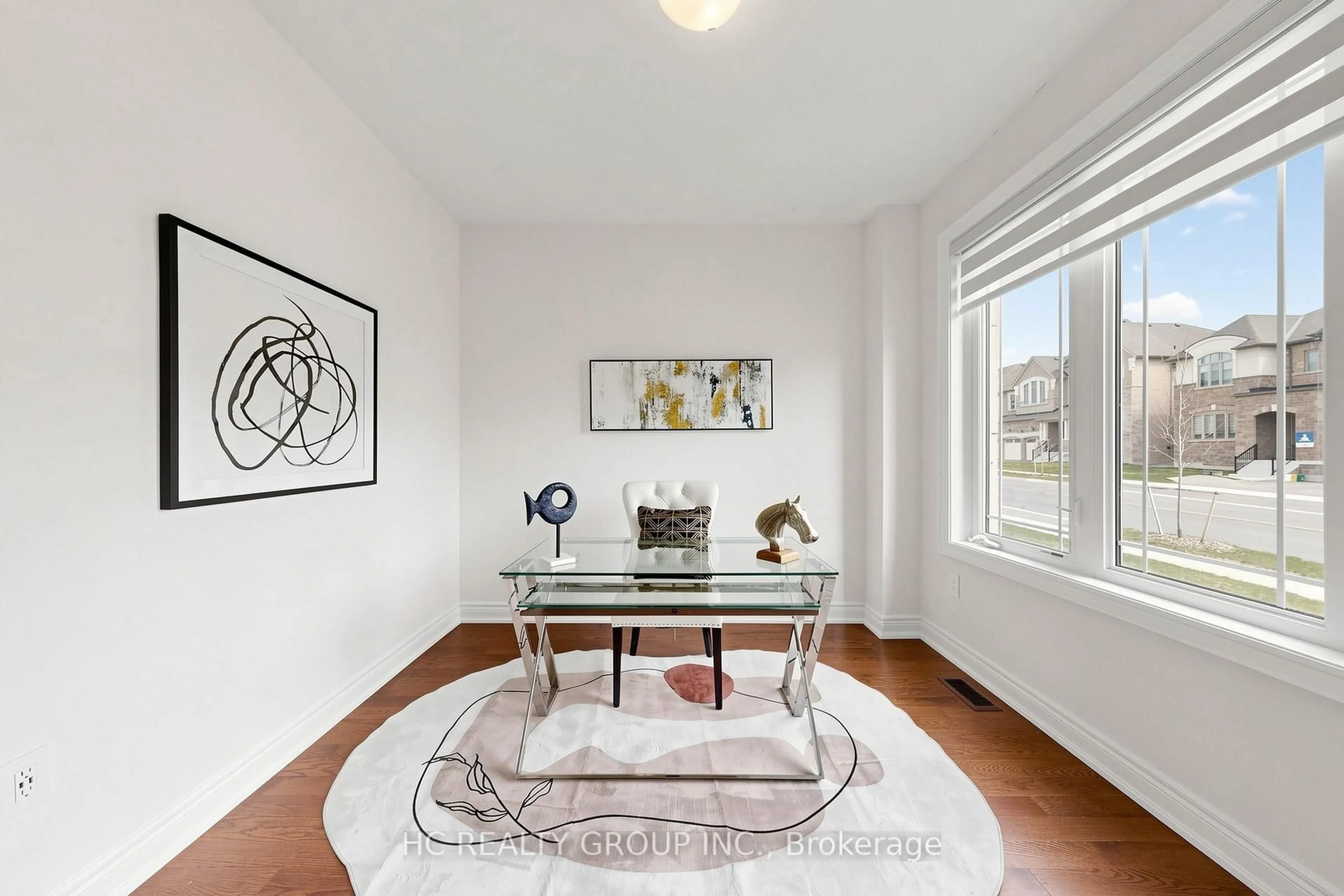 A pic of a room for 79 Silk Twist Dr, East Gwillimbury Ontario L9N 0W4