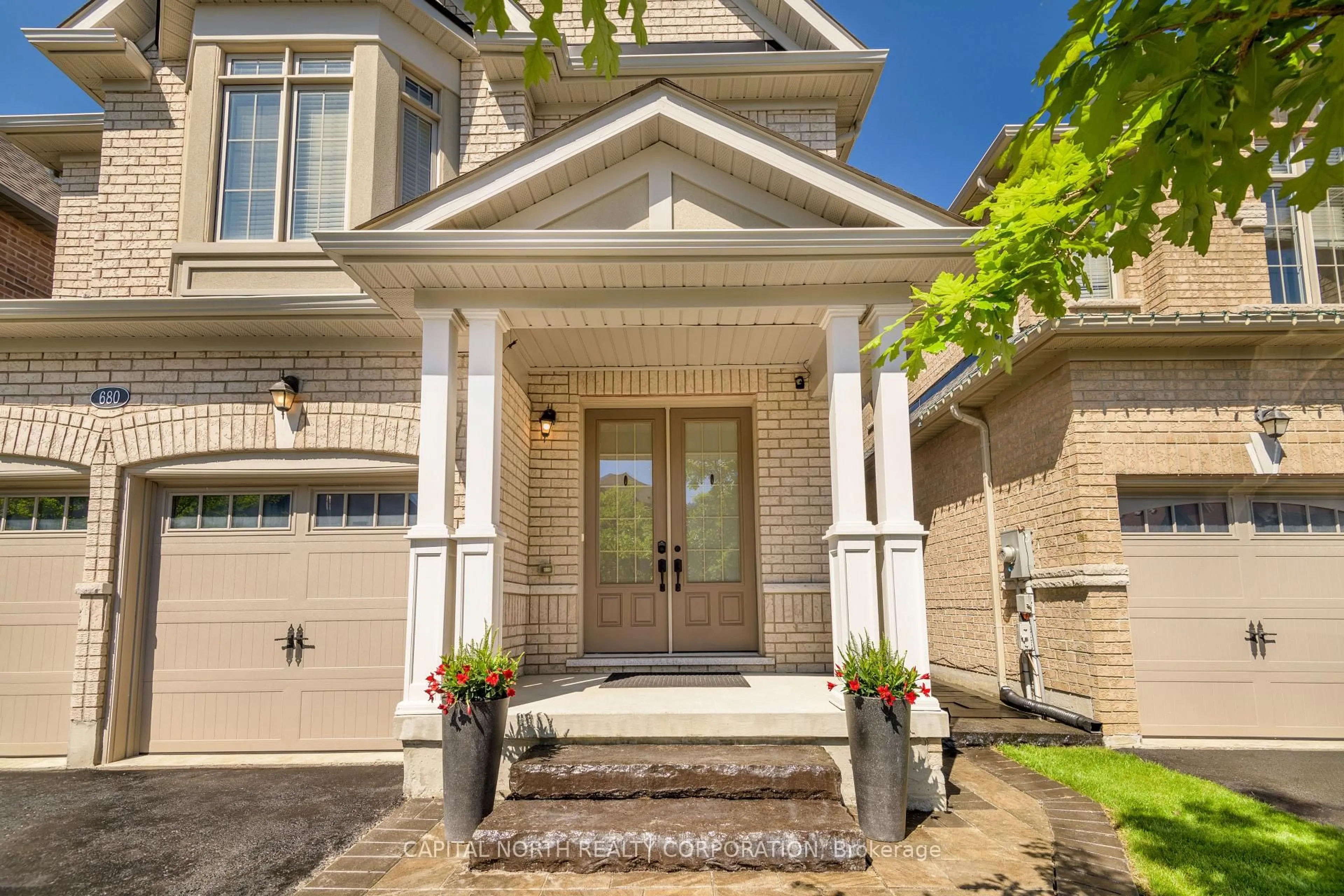 Unknown for 680 McGregor Farm Tr, Newmarket Ontario L3X 0H3