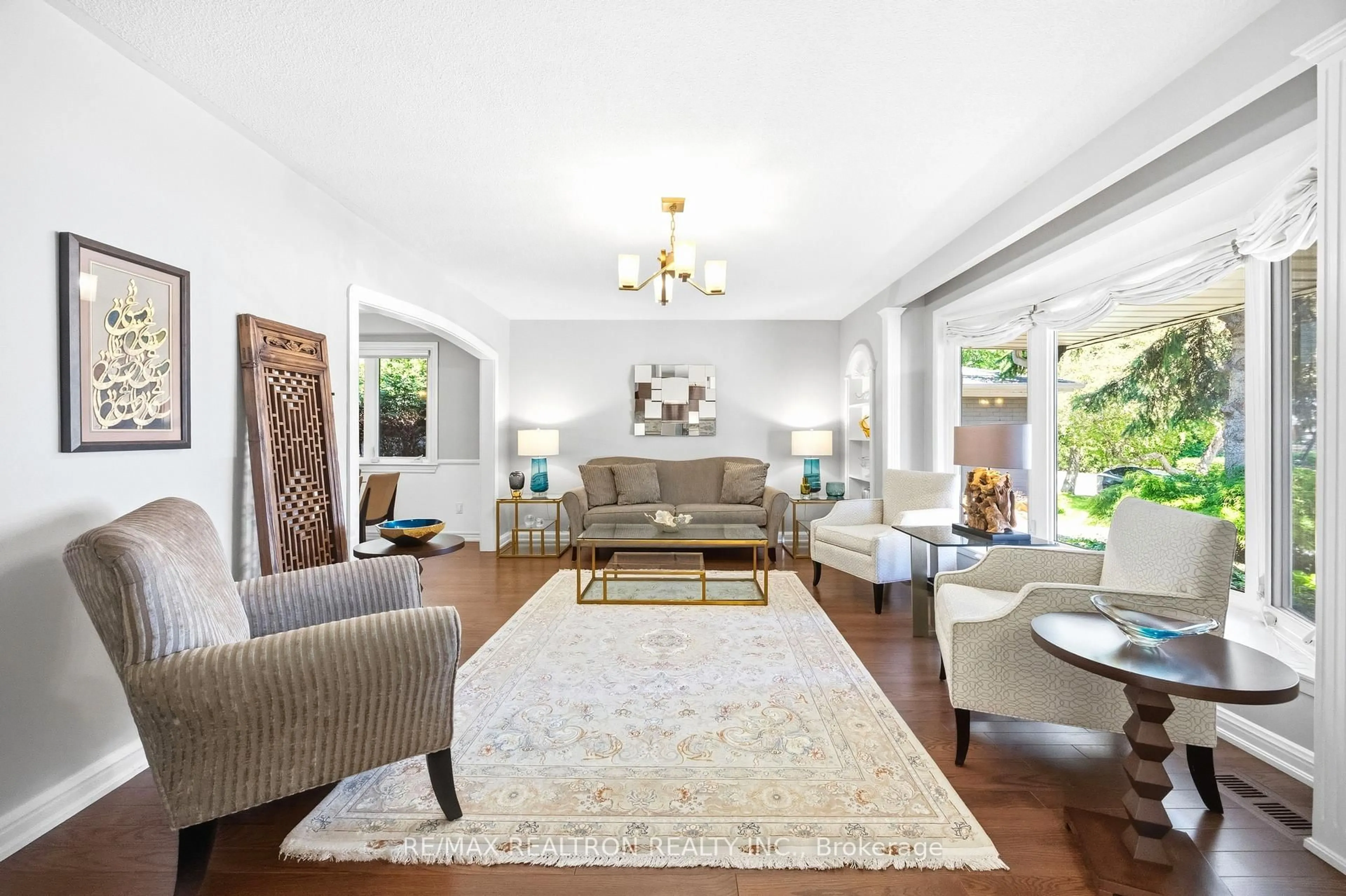Living room with furniture, unknown for 49 Apple Orchard Path, Markham Ontario L3T 3B5