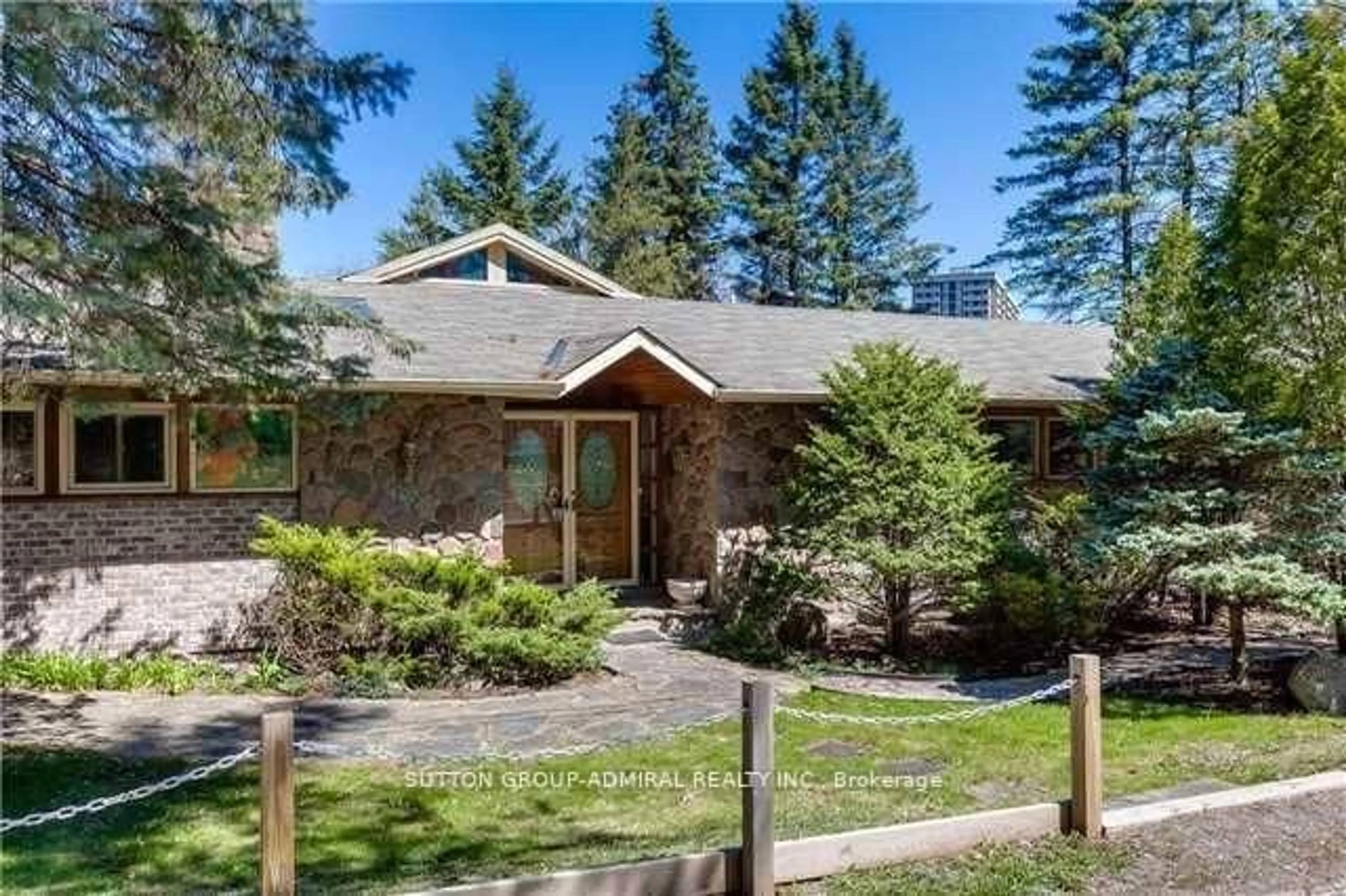Unknown for 18 Mill St, Vaughan Ontario L4J 8C5