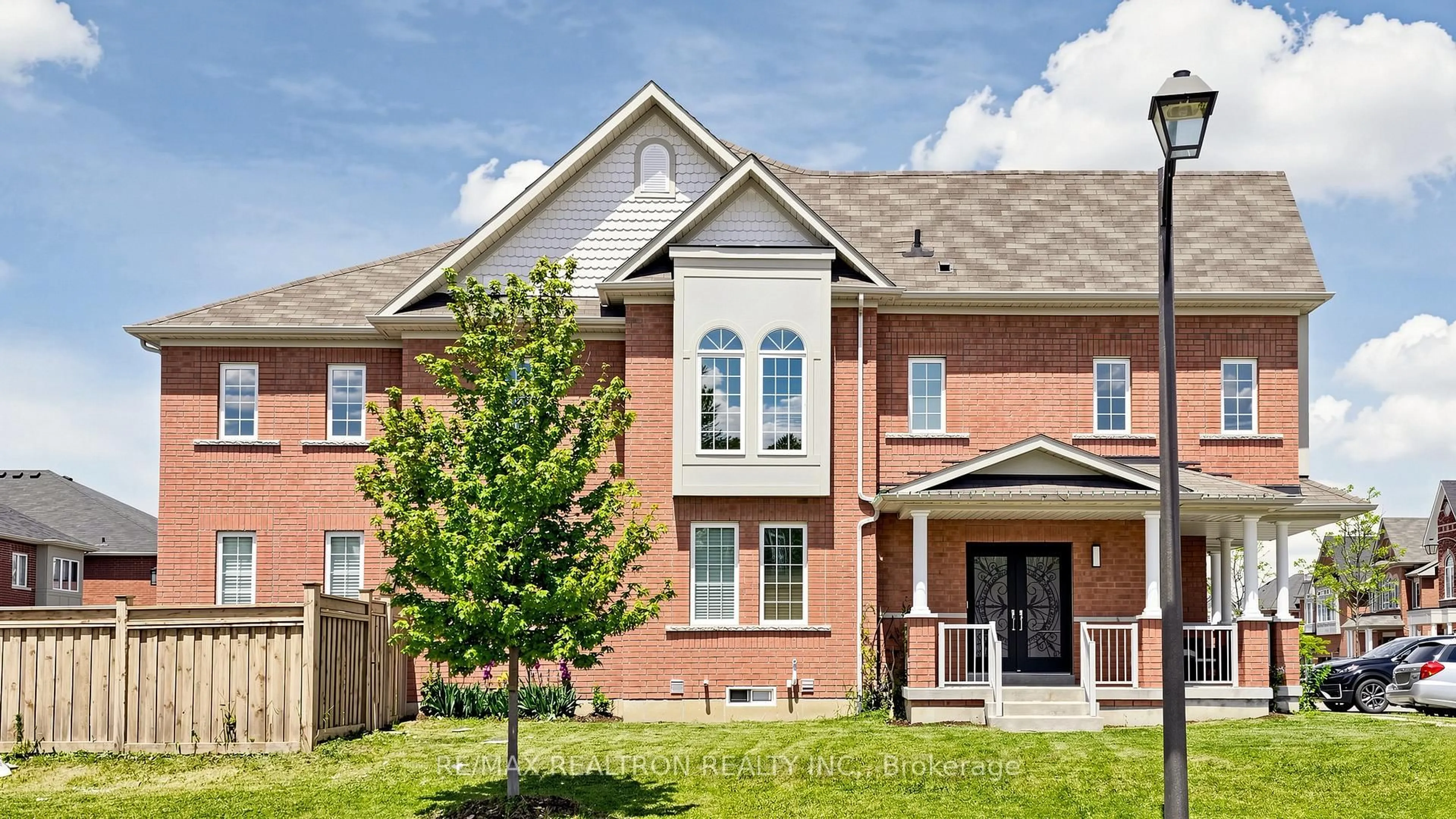 Home with brick exterior material, building for 2 Flute St, Whitchurch-Stouffville Ontario L4A 4N9