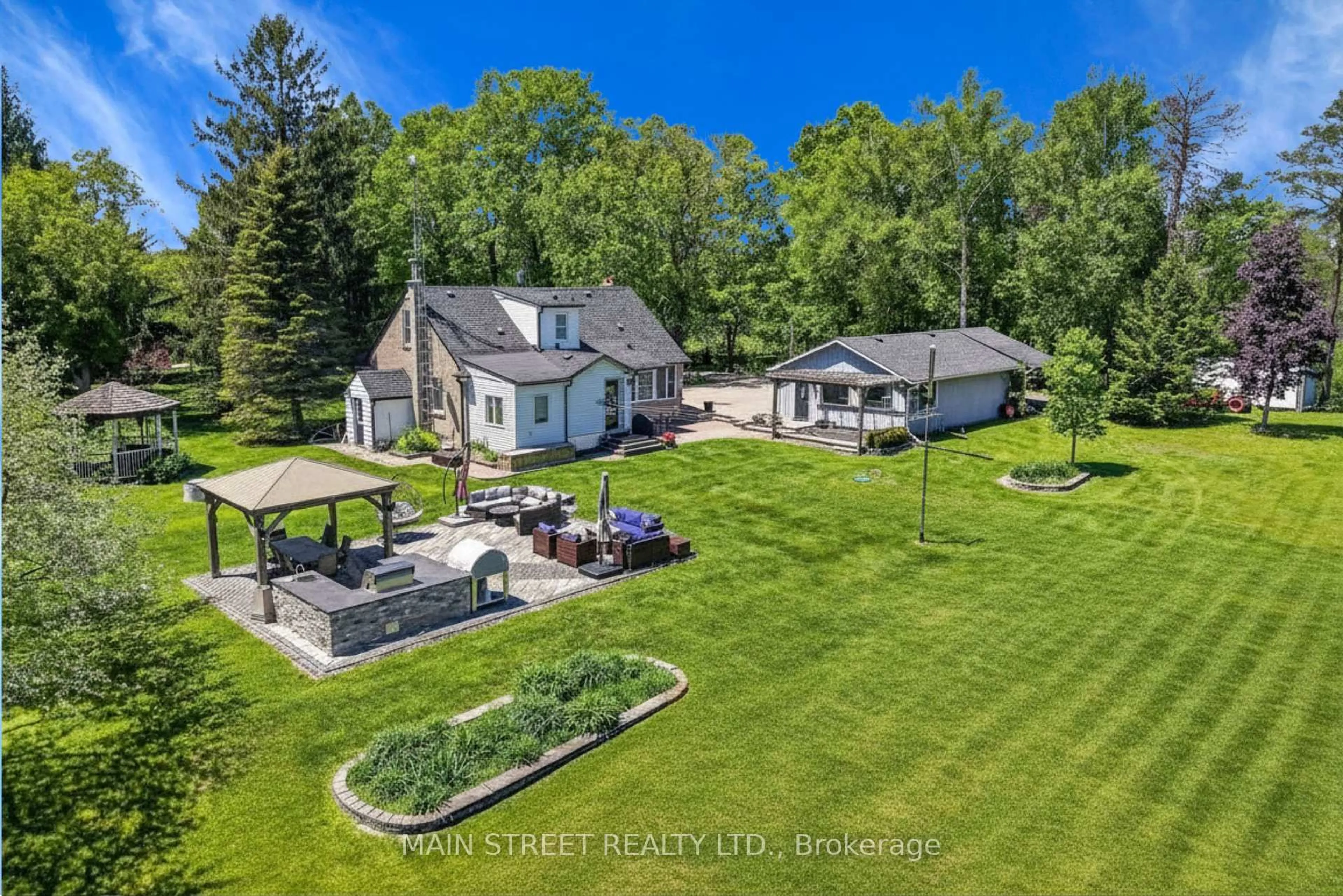 A pic from outside/outdoor area/front of a property/back of a property/a pic from drone, water/lake/river/ocean view for 5289 Hwy 47 Highway, Uxbridge Ontario L9P 1R4