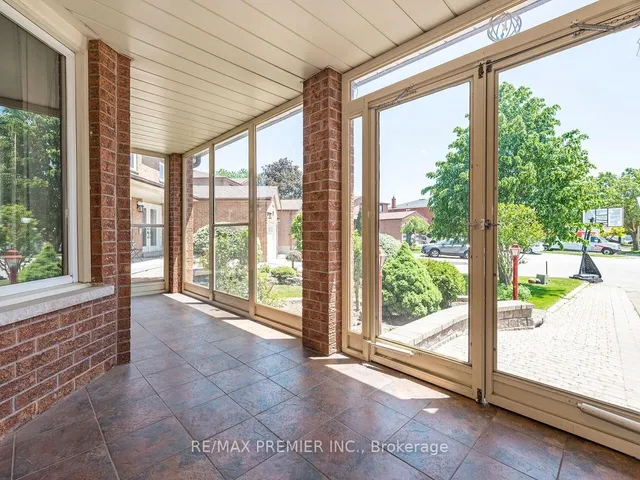 39 Brydon Crt, Vaughan 4