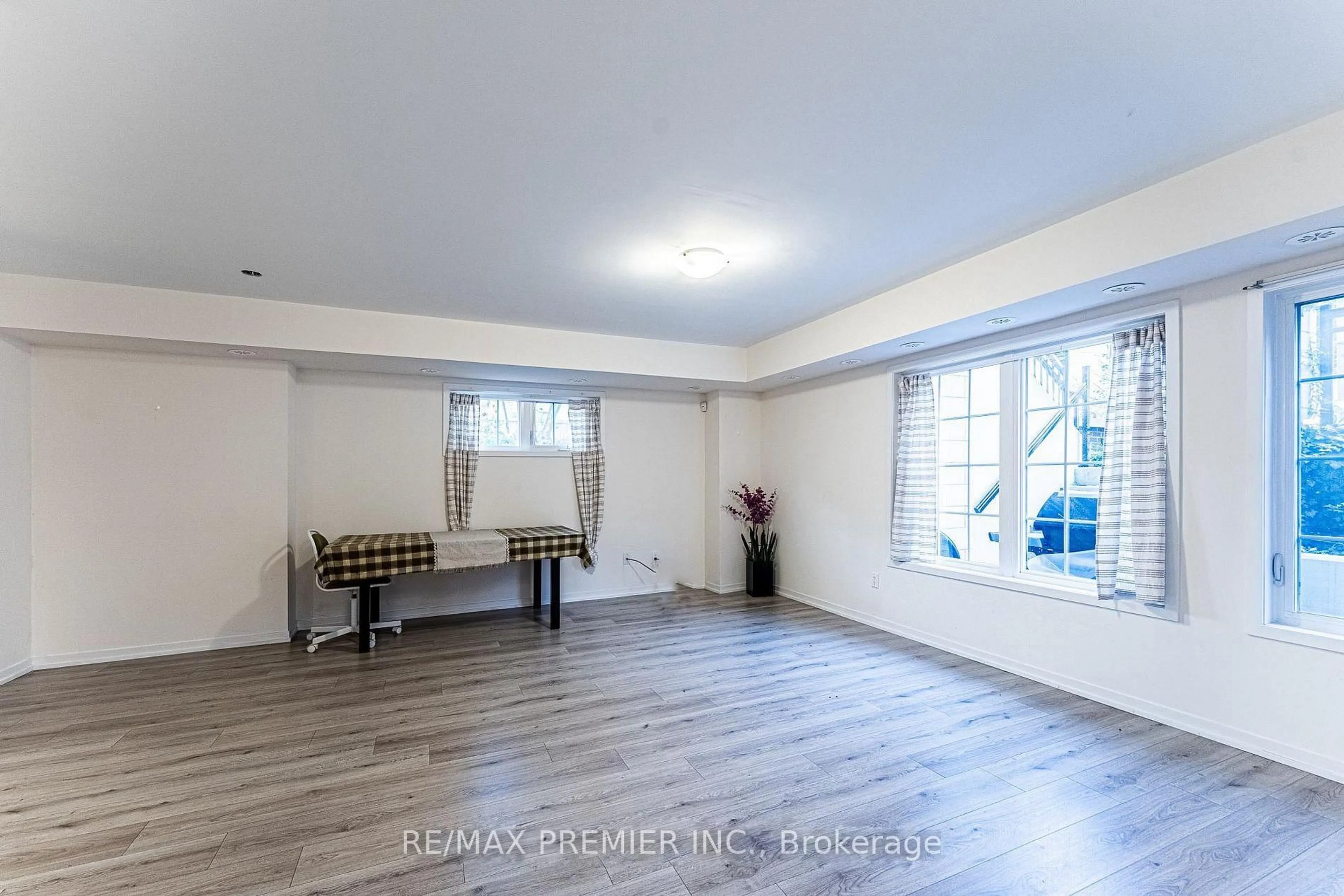 A pic of a room for 26 Bruce St #B02, Vaughan Ontario L4L 1J4