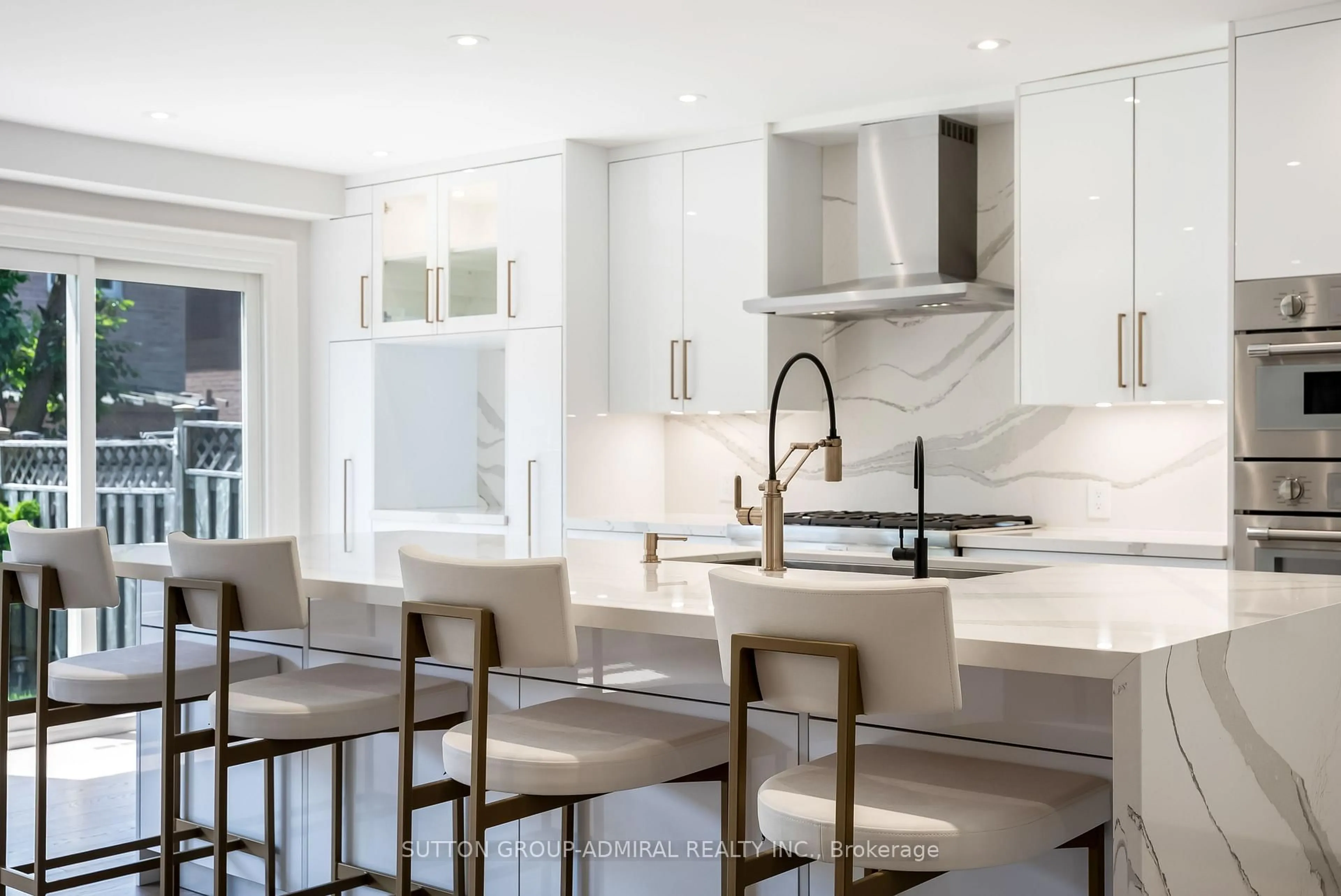 Contemporary kitchen, ceramic/tile floor for 79 Brickstone Circ, Vaughan Ontario L4J 6M5