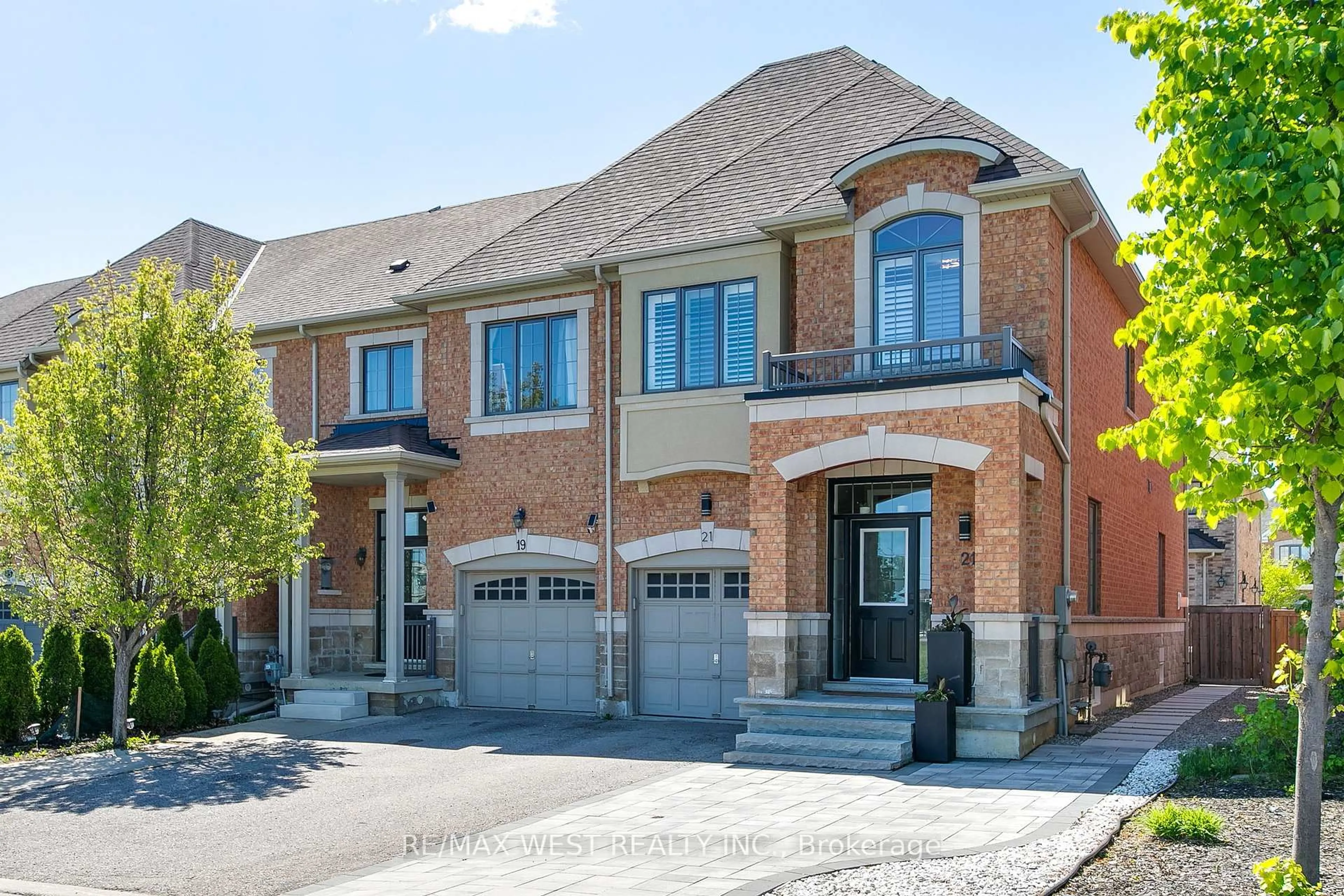 Home with brick exterior material, street for 21 Sibella Way, Vaughan Ontario L4H 3V6