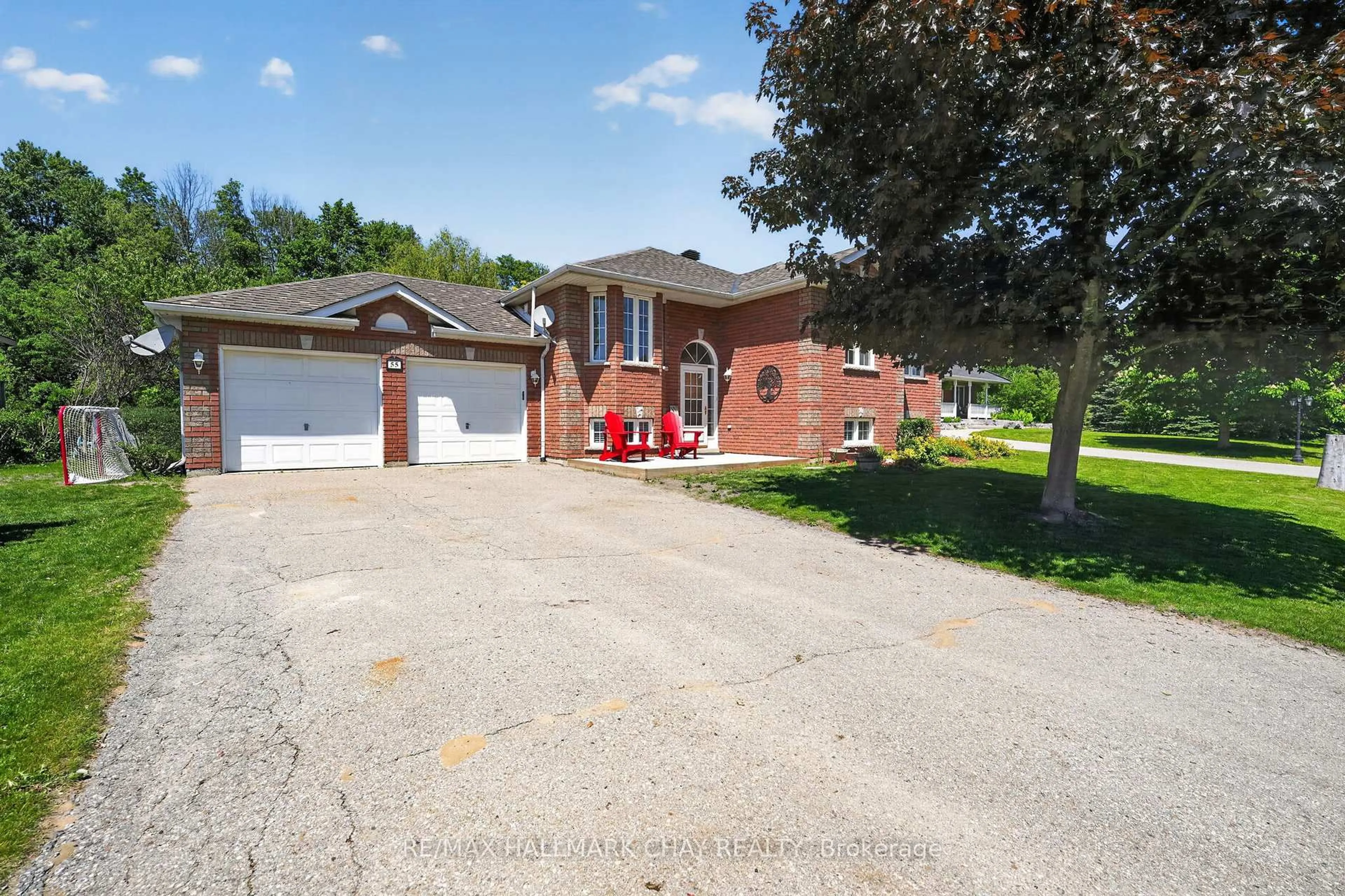 A pic from outside/outdoor area/front of a property/back of a property/a pic from drone, street for 55 Burbank Circ, Adjala-Tosorontio Ontario L0M 1J0