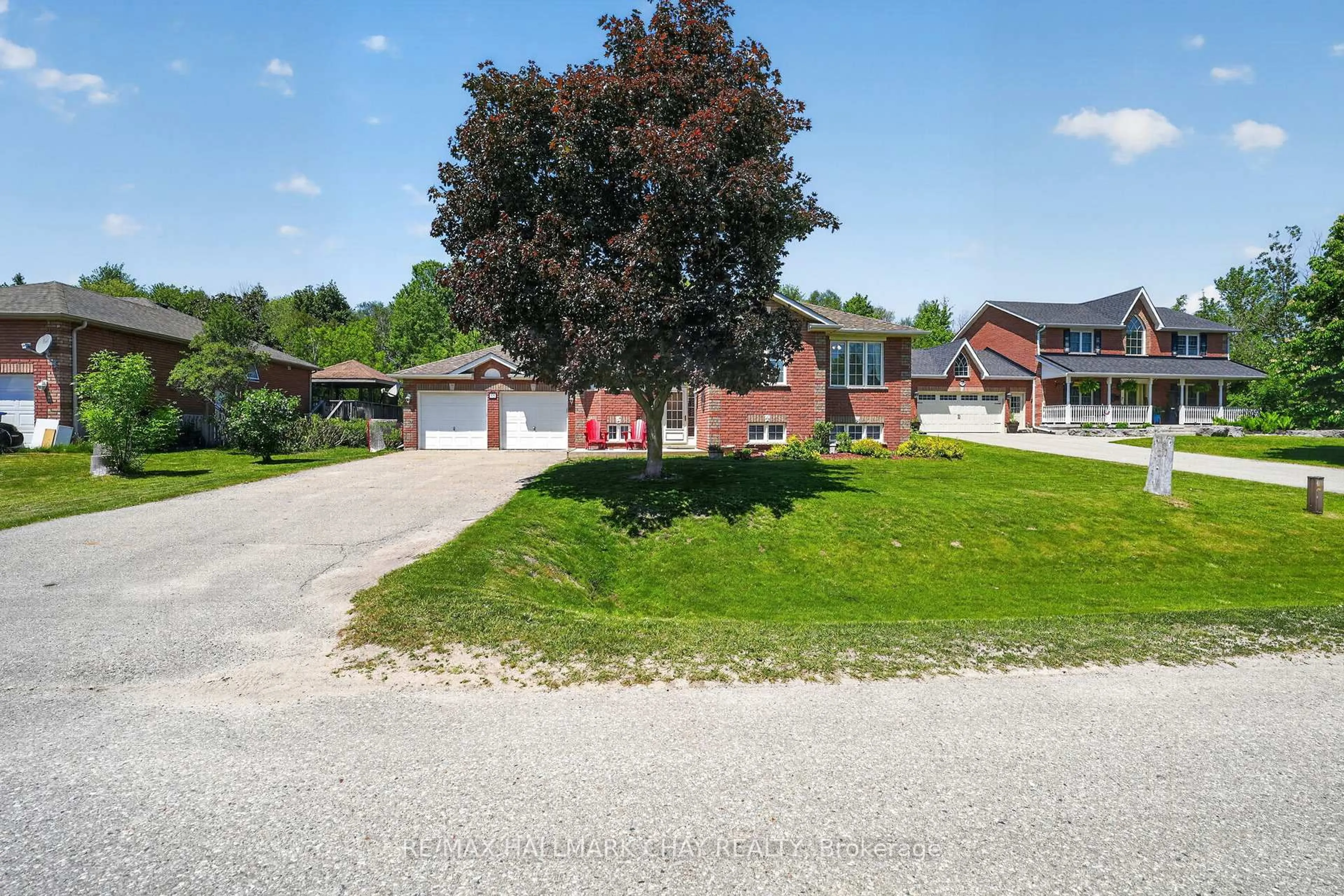 A pic from outside/outdoor area/front of a property/back of a property/a pic from drone, street for 55 Burbank Circ, Adjala-Tosorontio Ontario L0M 1J0